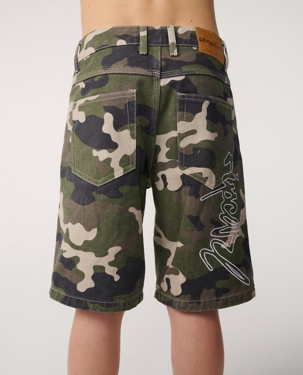 Boys Script Walkshort Camo - Image 3