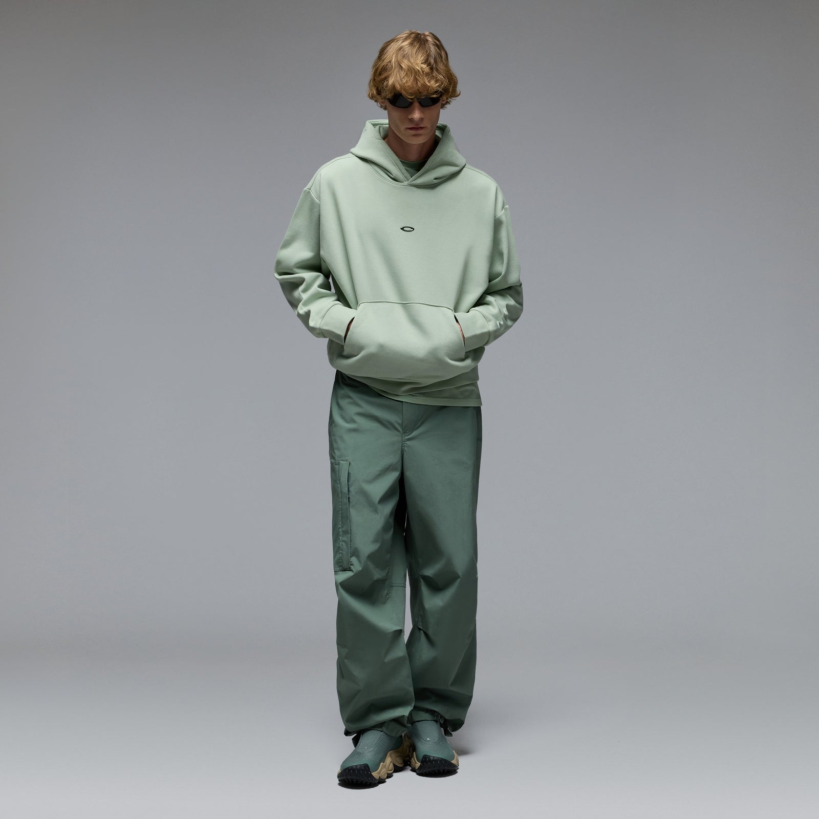 Metal Rise Hoodie Faded Green - Image 10