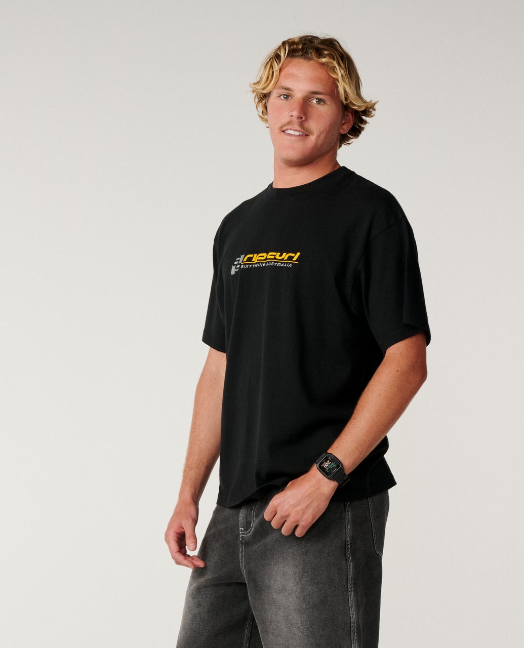 Archive 69 Embroid Loose Tee Black - Image 2
