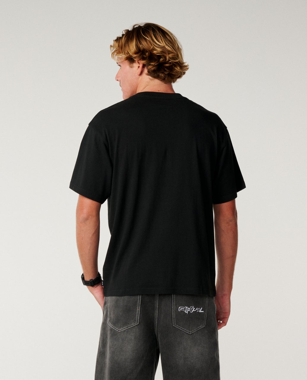 Archive 69 Embroid Loose Tee Black - Image 3