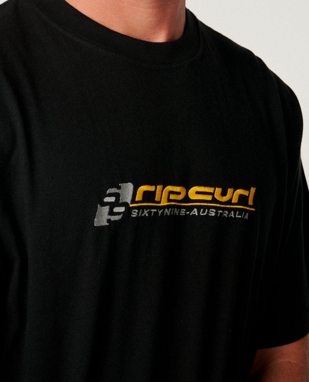 Archive 69 Embroid Loose Tee Black - Image 5