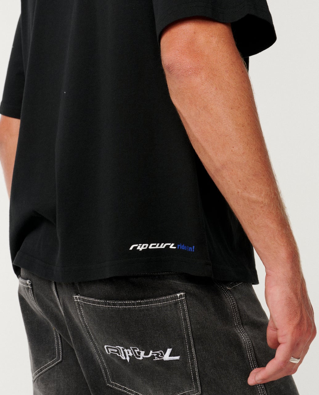 Archive Ride On Boxy Tee Black - Image 5
