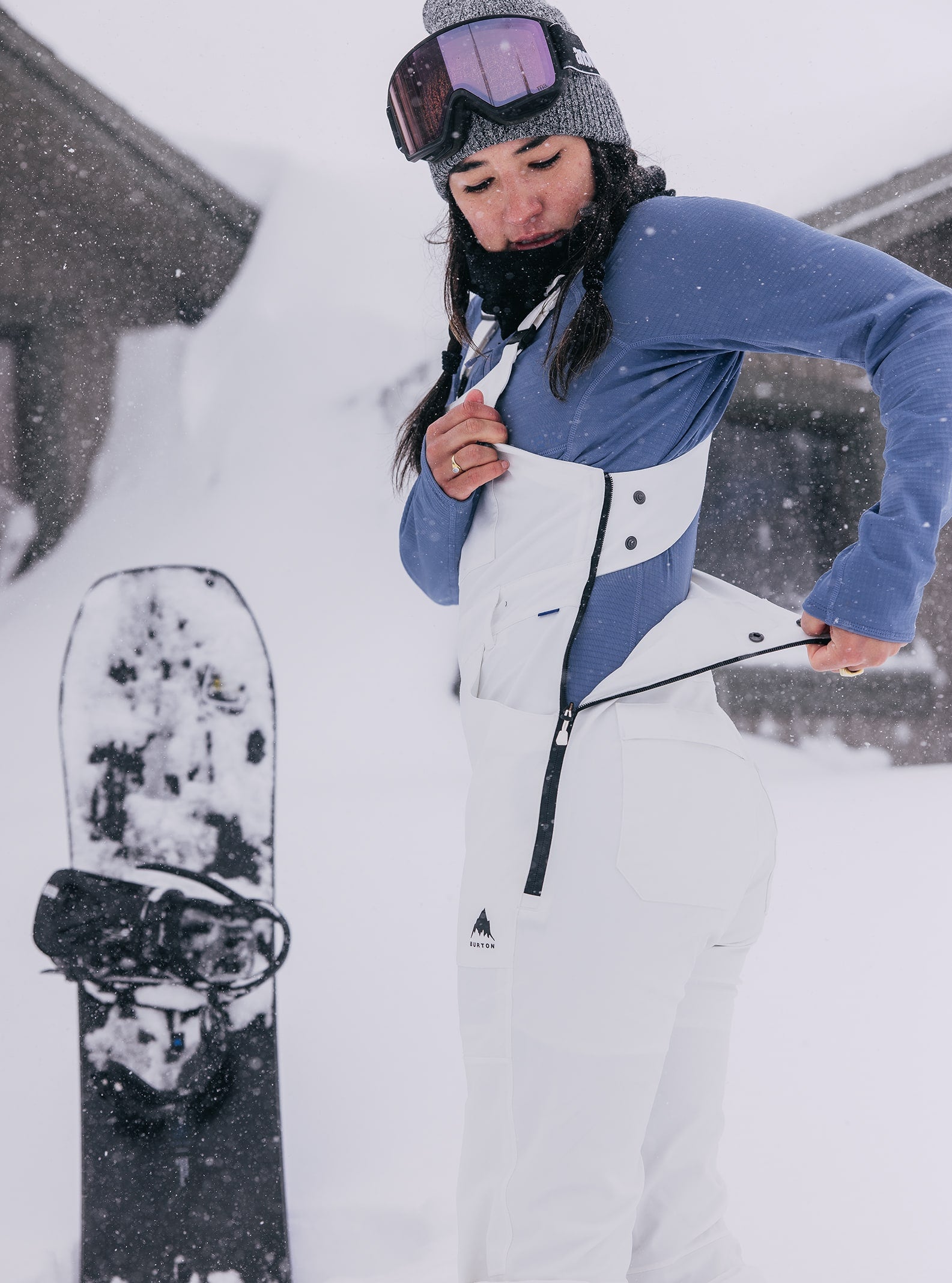 Women's Avalon 2L Stretch Bib Snowboard Pants