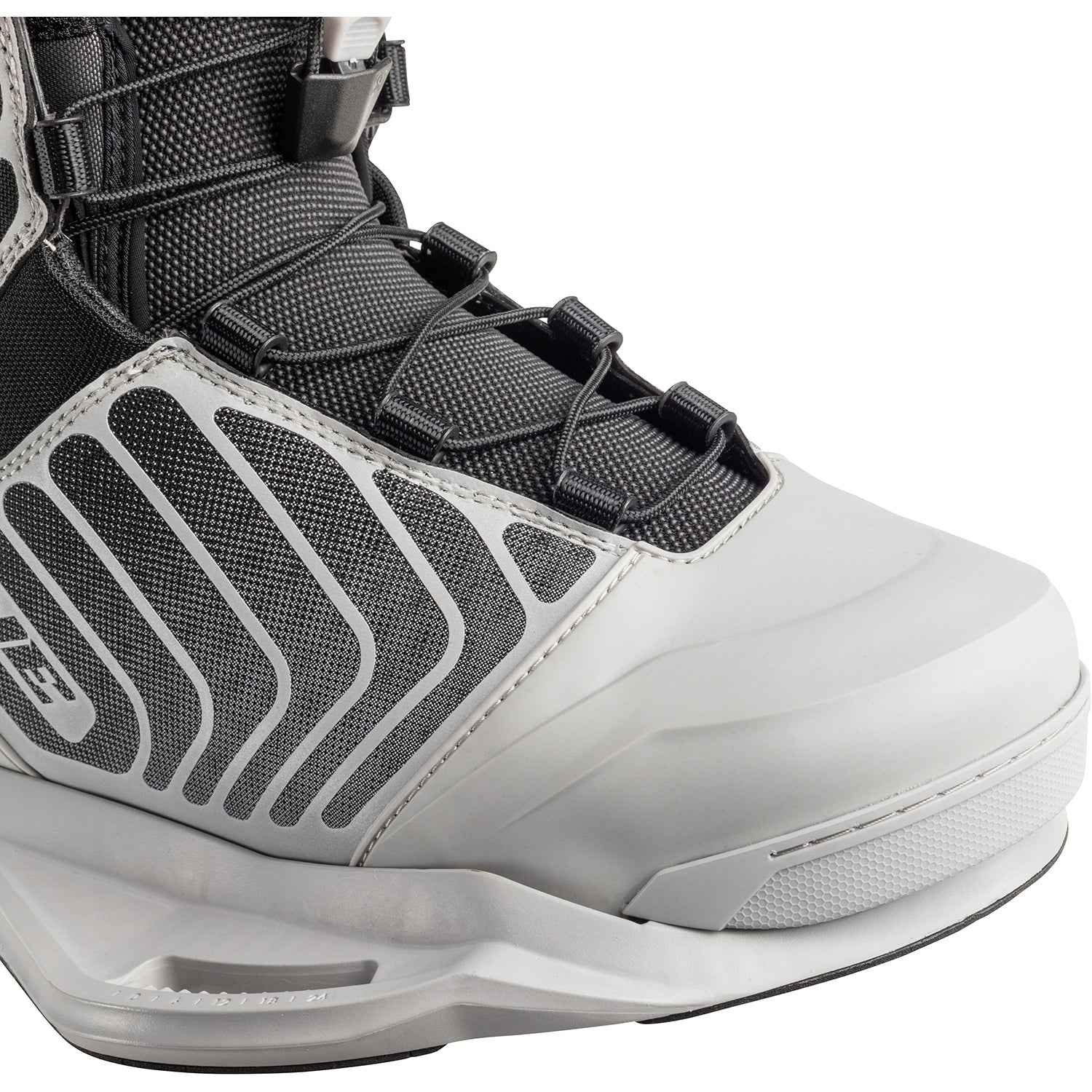 One Legacy Core Wakeboard w/ One Boot Package - Image 29