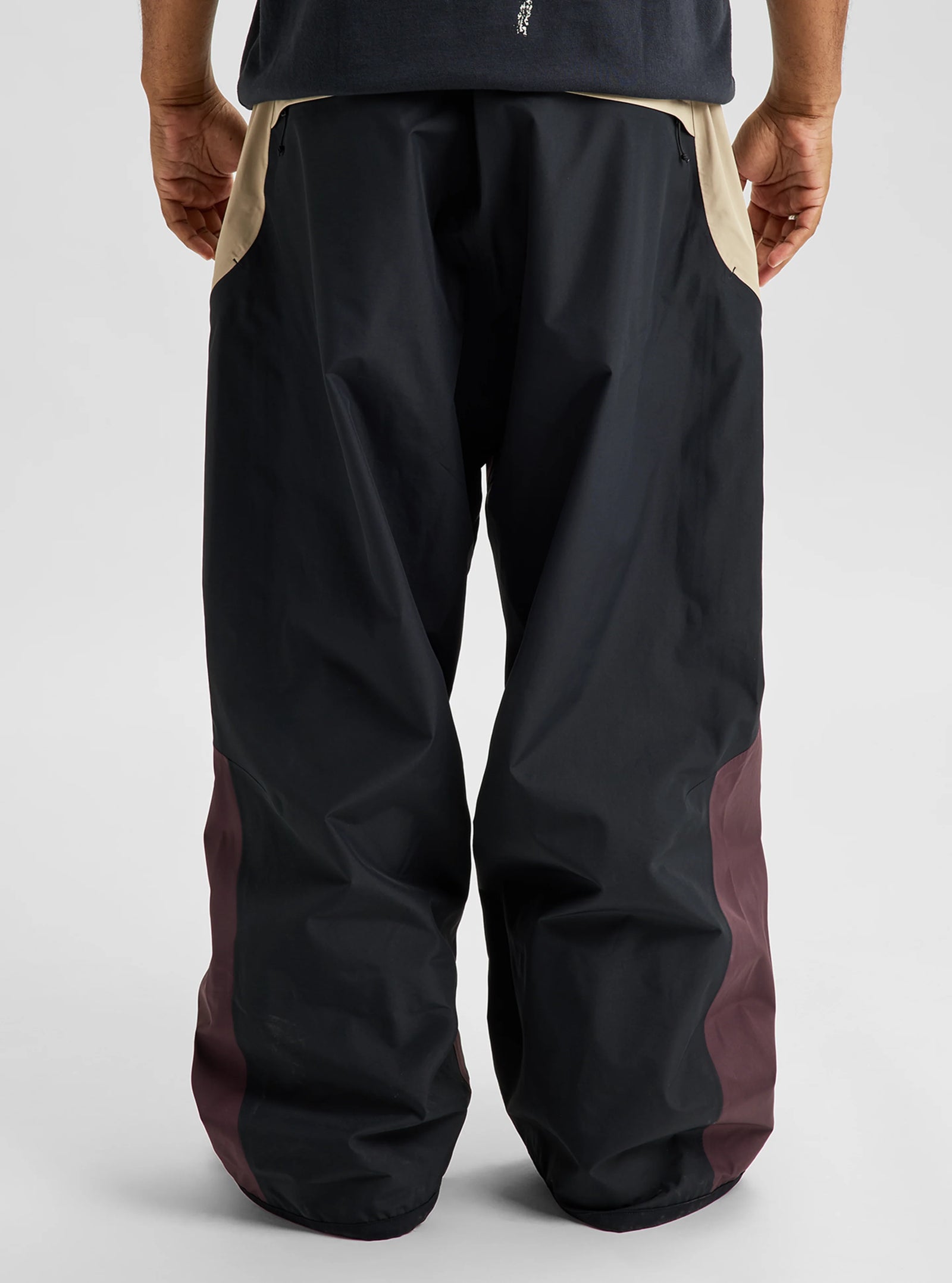 Futuretrust 3L Pants Bear Hug Brown / True Black / Summit Taupe - Image 3