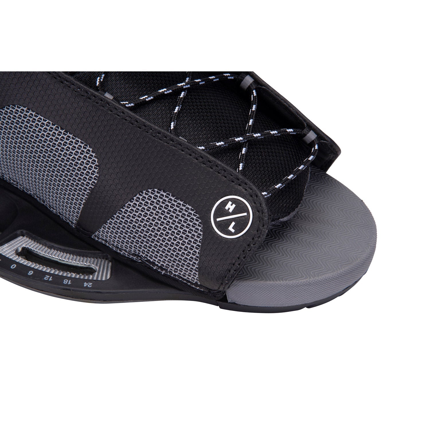 Murray Loaded Wakeboard w/ Remix Boot Package - Image 23