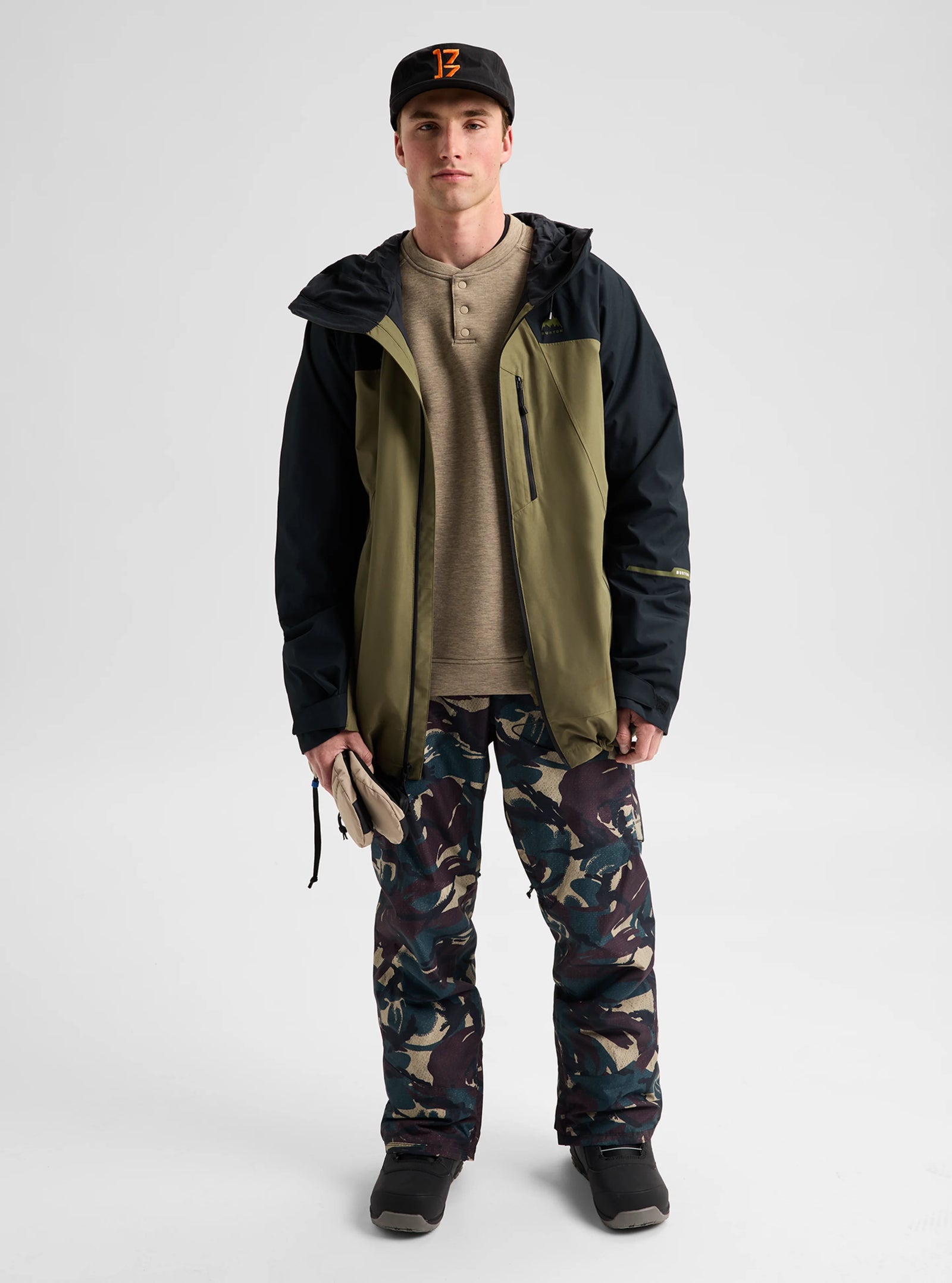 Mens Reserve 2L Jacket True Black/Dried Moss - Image 33