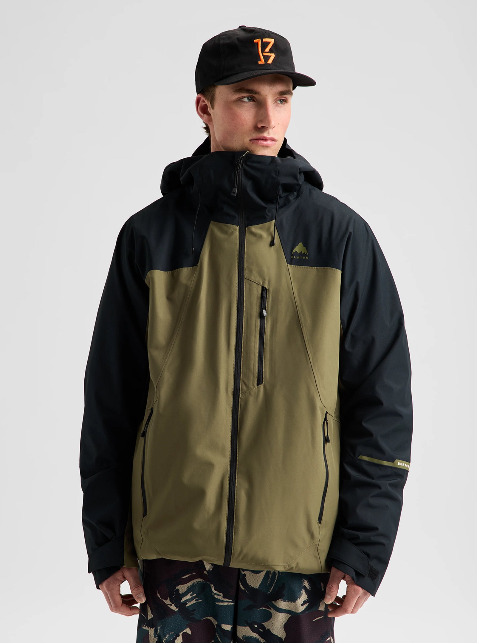 Mens Reserve 2L Jacket True Black/Dried Moss - Image 28