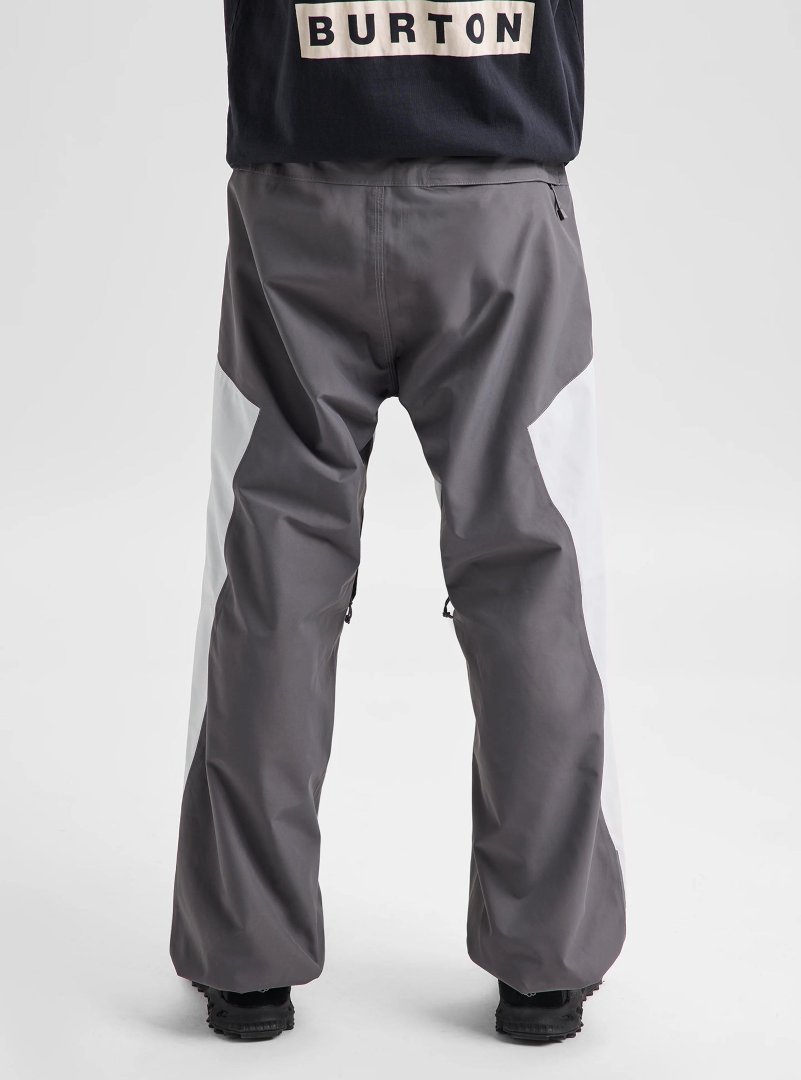 Mens Reserve 2L Relaxed Pants Gray Cloud / Gotham Gray - Image 11