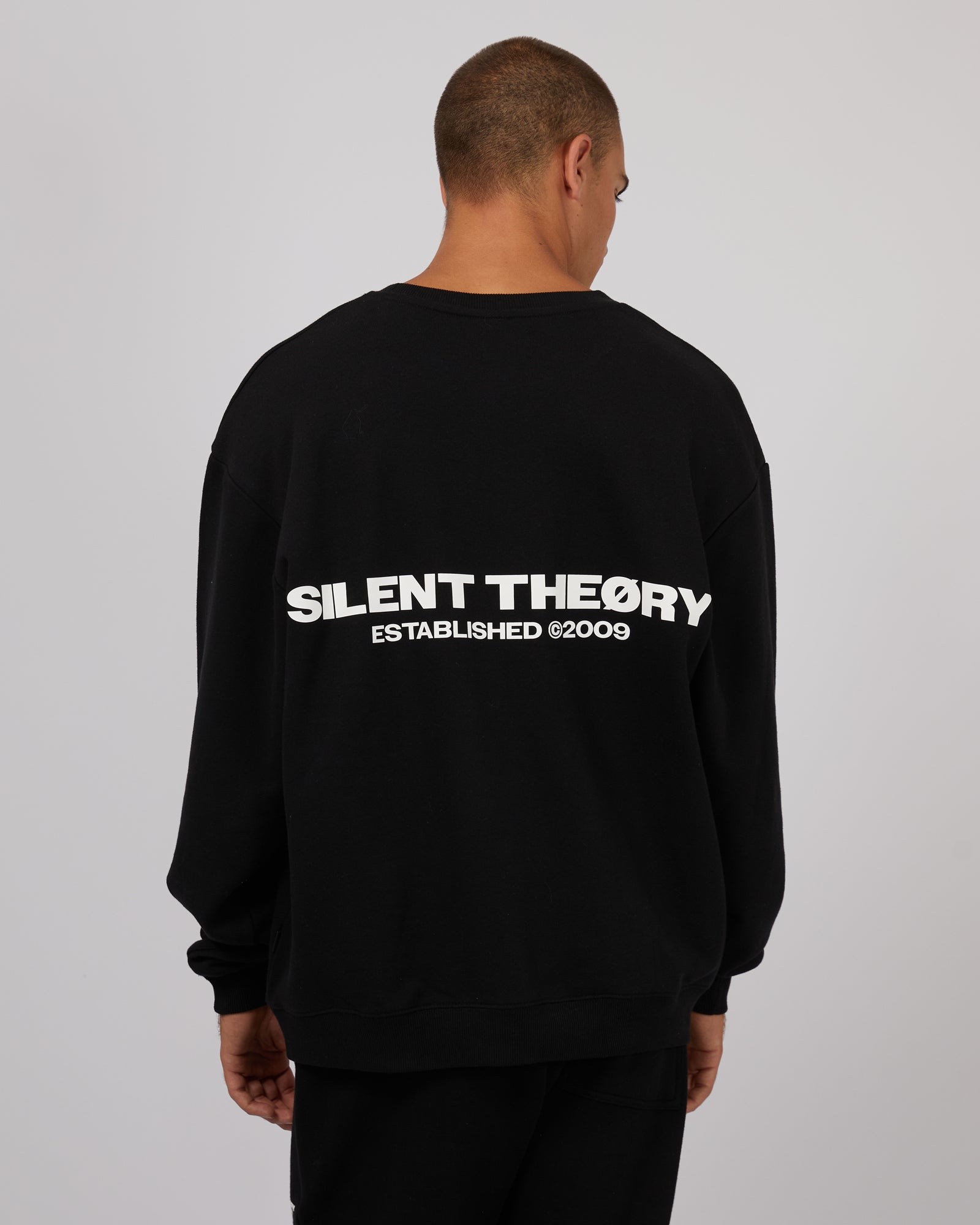 Essential Theory Crew Black Black - Image 2