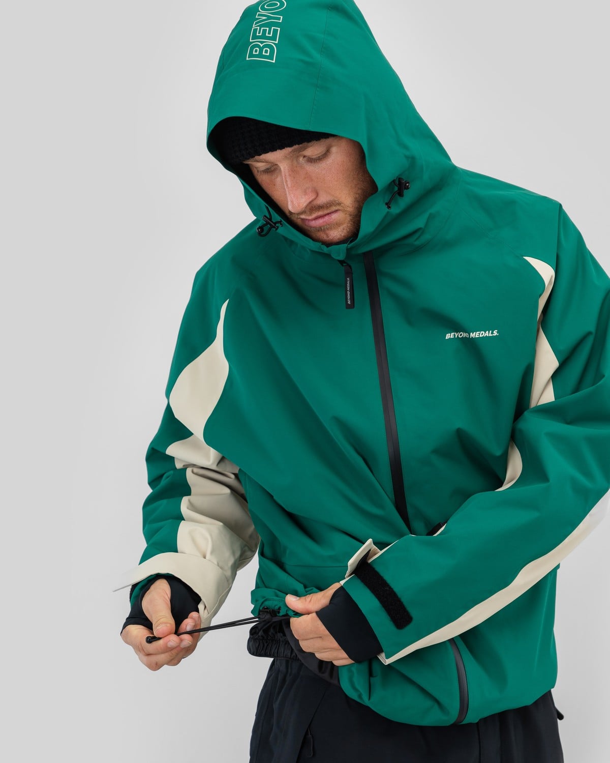 Nostalgia 2L Snowboard Jacket