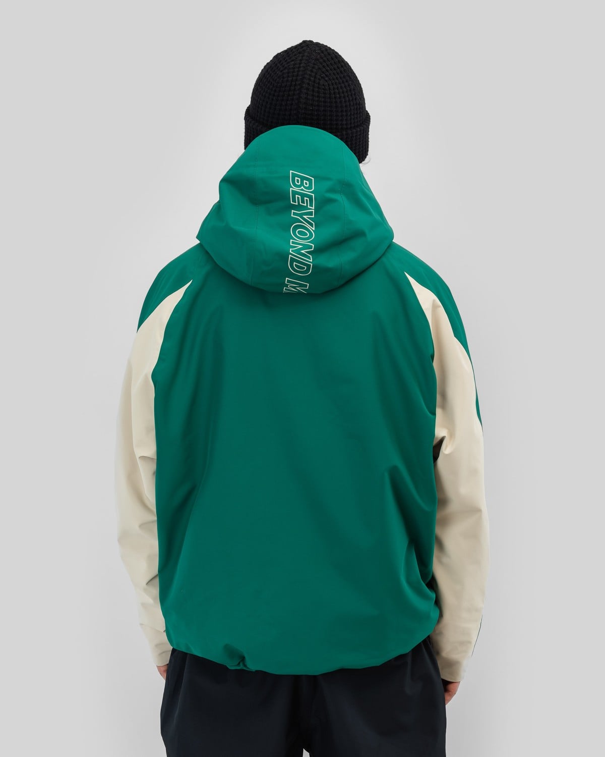 Nostalgia 2L Snowboard Jacket