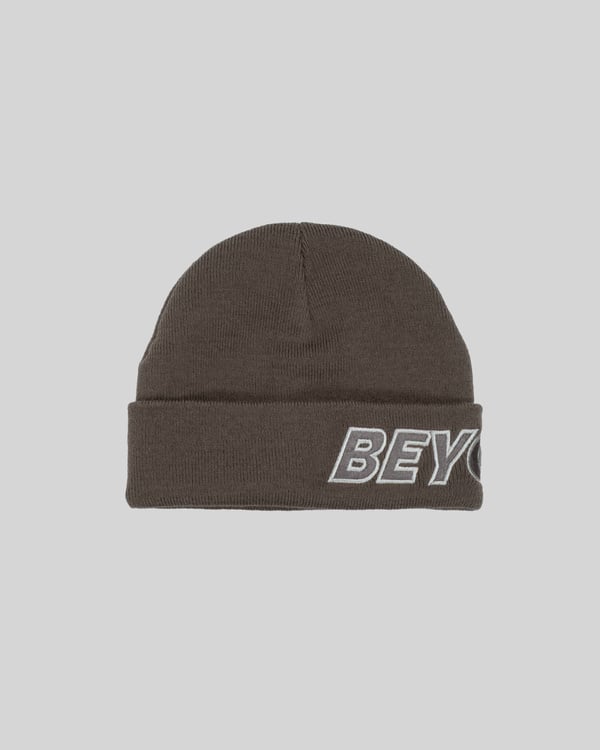Outline Beanie Brown - Image 1