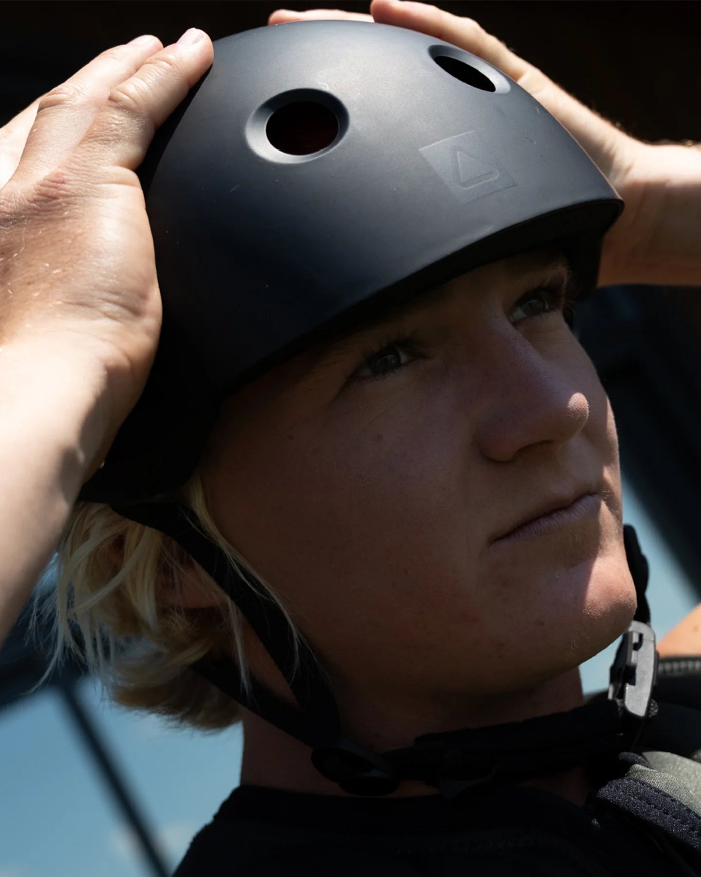 Pro Helmet Matte Black - Image 12