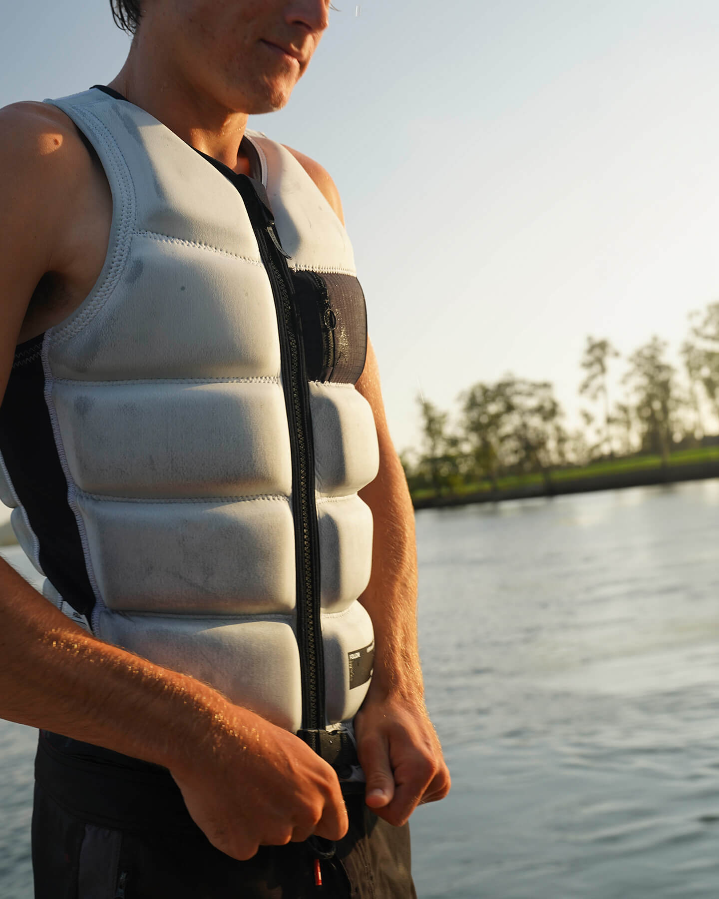 Affix Life Jacket Silver - Image 6