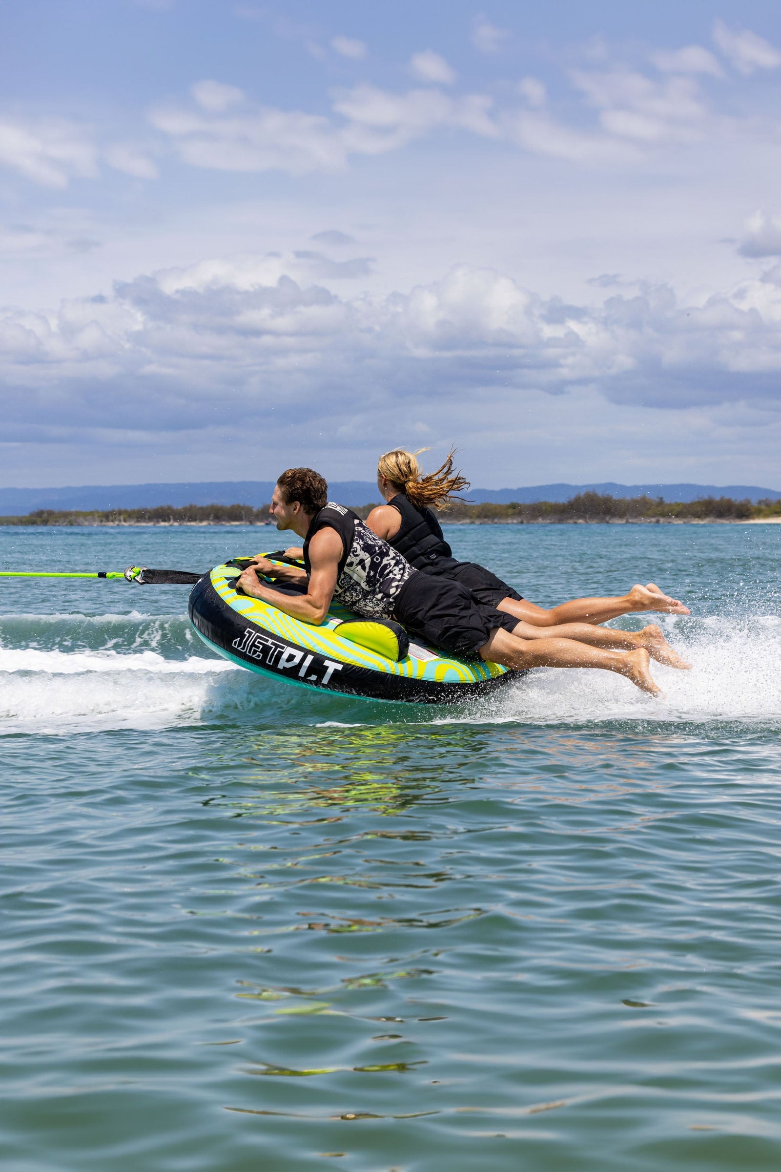 Skimmer 2 Person Towable Tube