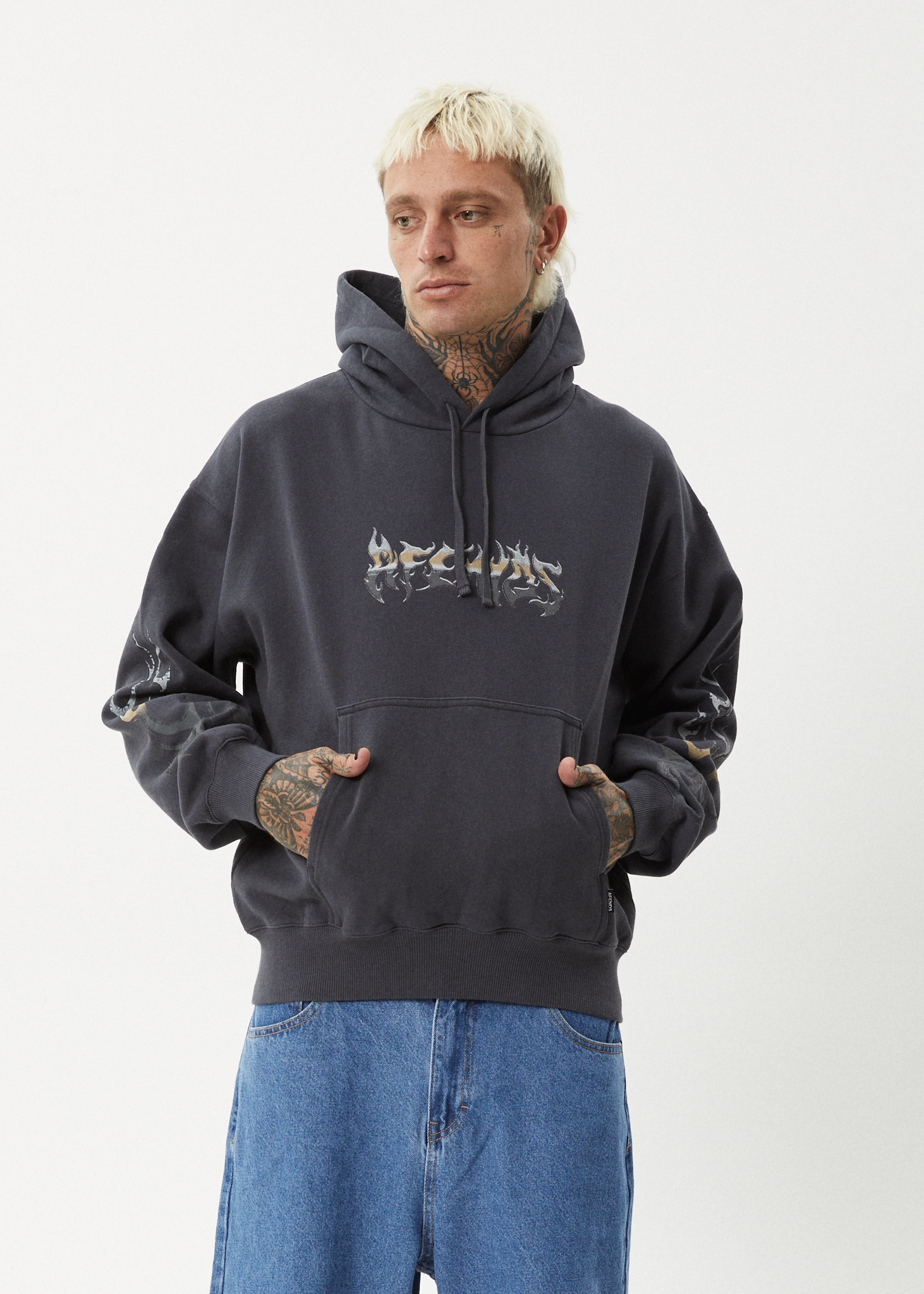 Boxy Pull On Hood