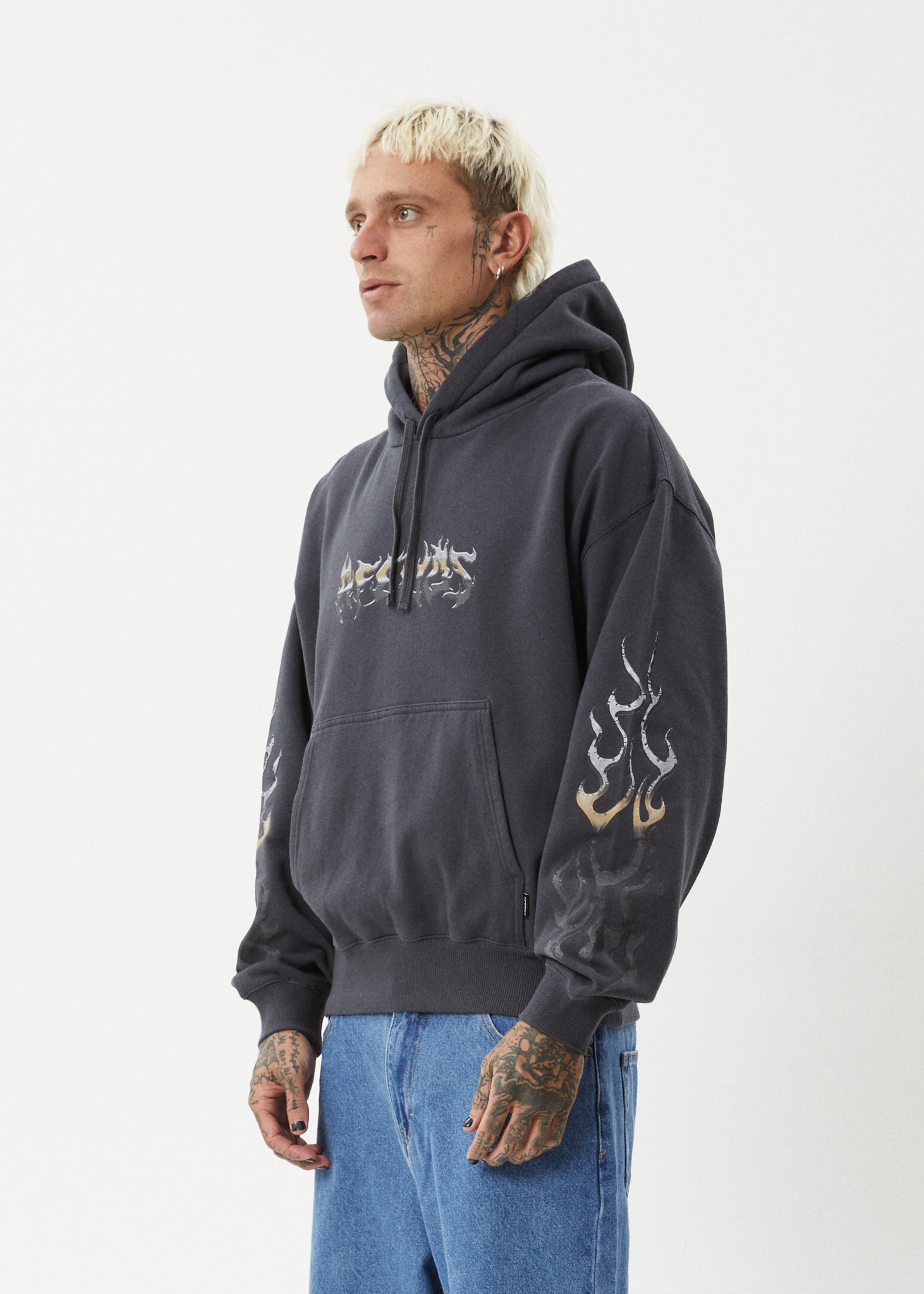 Boxy Pull On Hood