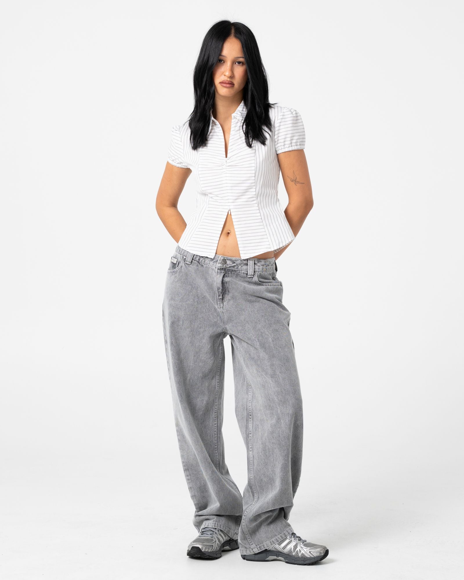 Womens Horizon Fitted Zip Through T Shirt Mono Stripe - Image 1