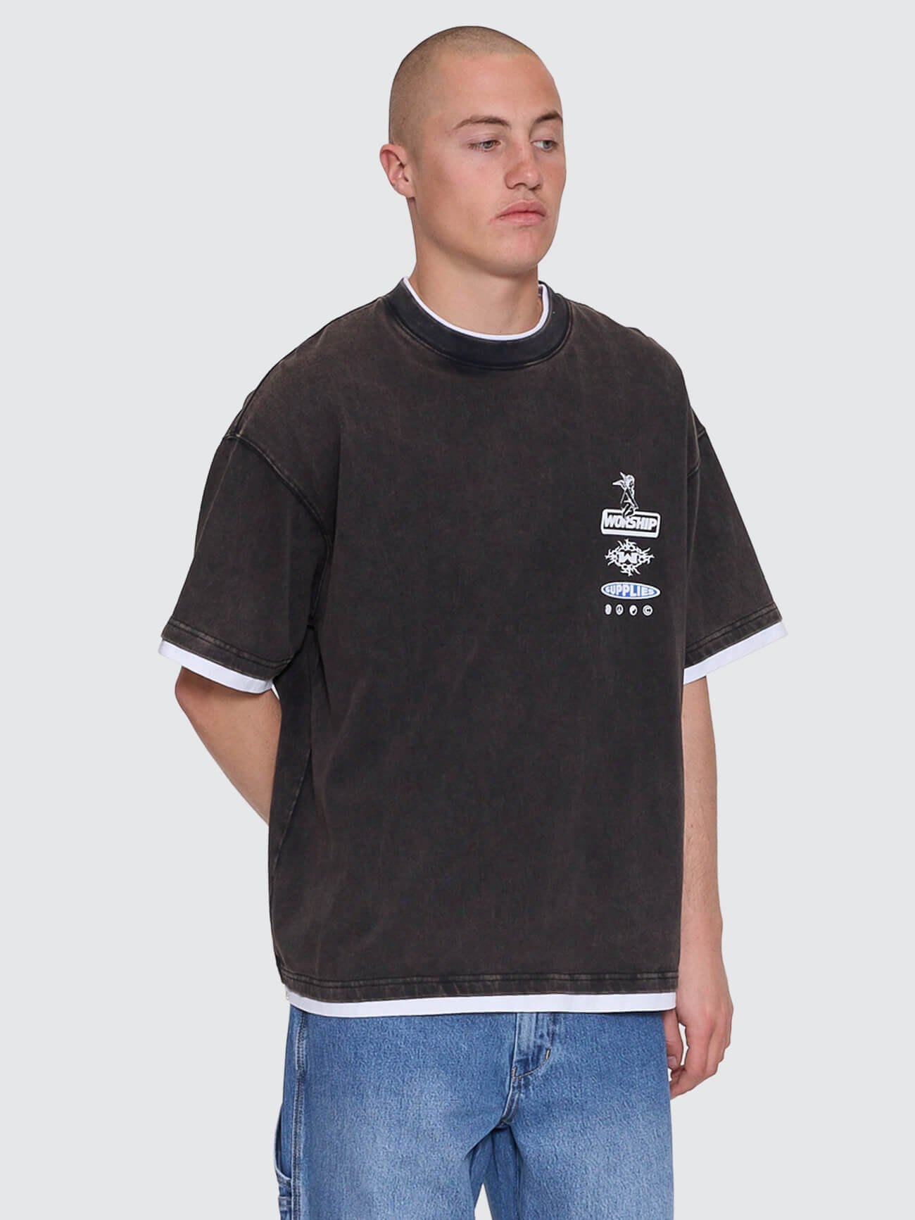 Is This It Box Fit Cropped Layer Tee Washed Black - Image 7