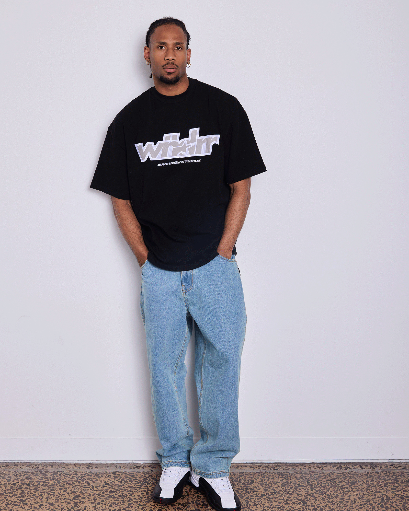 Five Point Heavy Weight Tee Black - Image 5