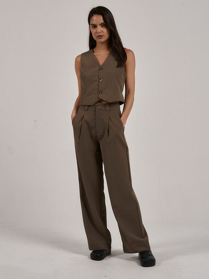 Agnes Vest