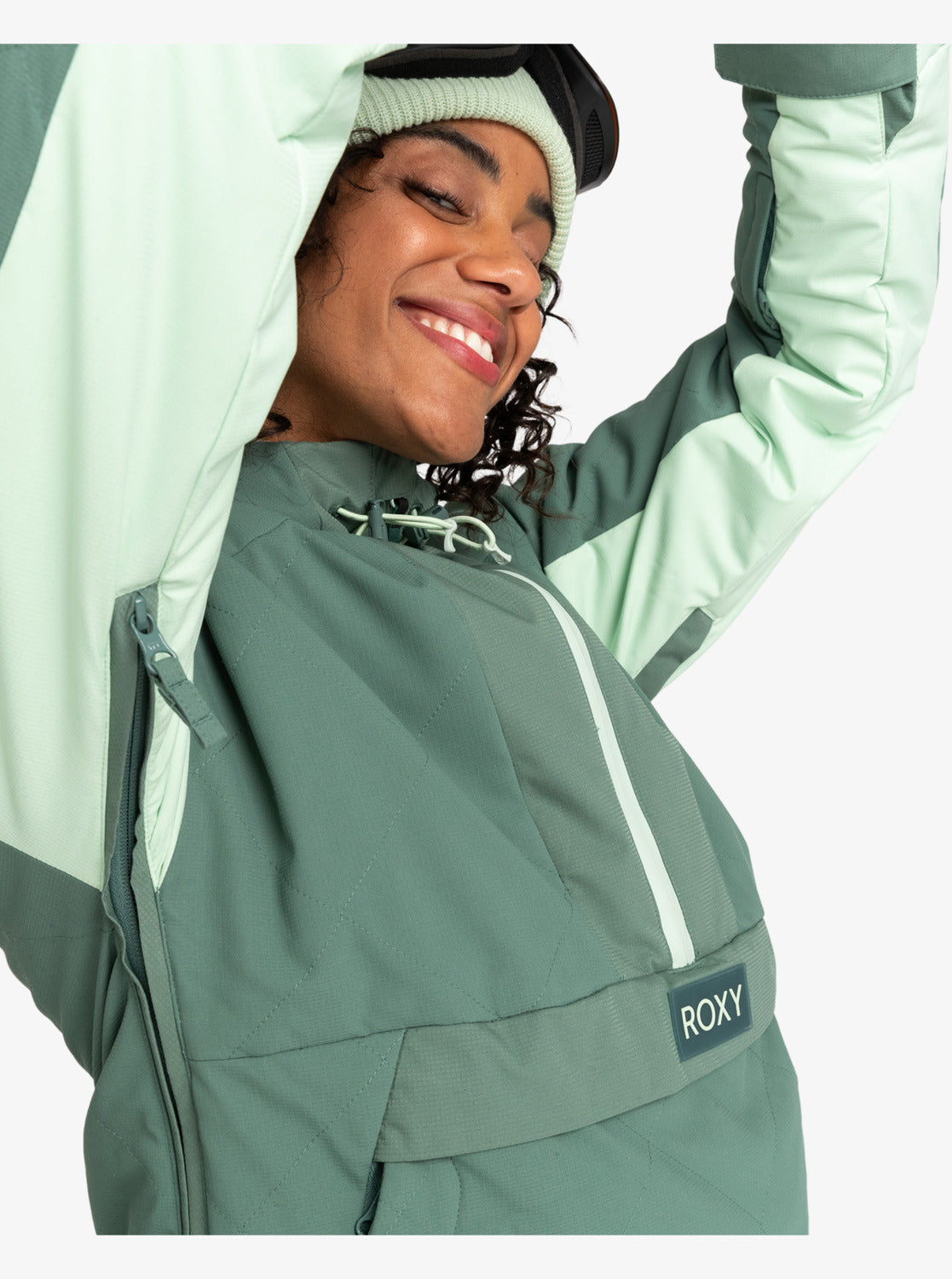 Womens Radiant Lines Overhead Technical Snow Jacket