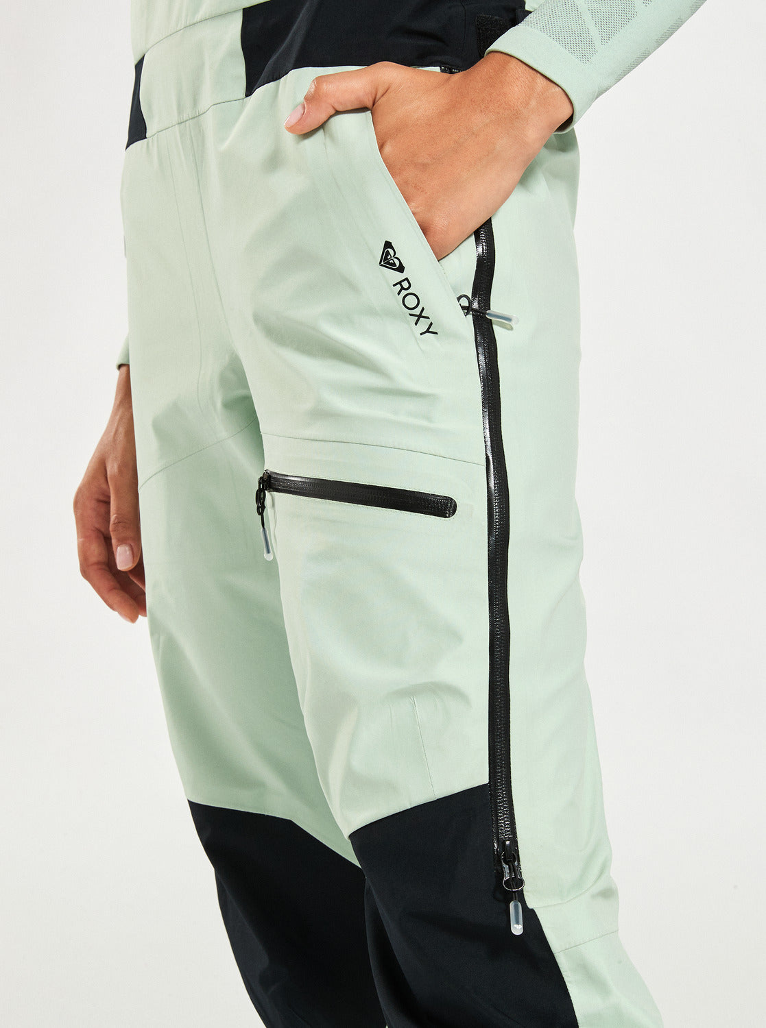 Womens GORE-TEX Lunalite 3L Technical Snow Bib Pants