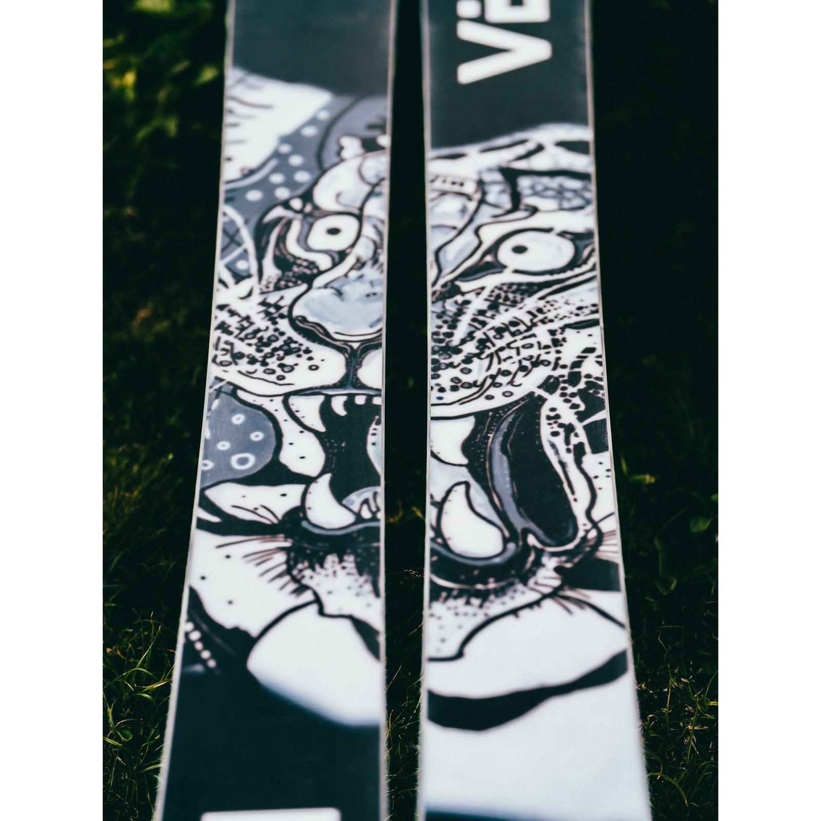 Revolt 114 Skis - Image 7