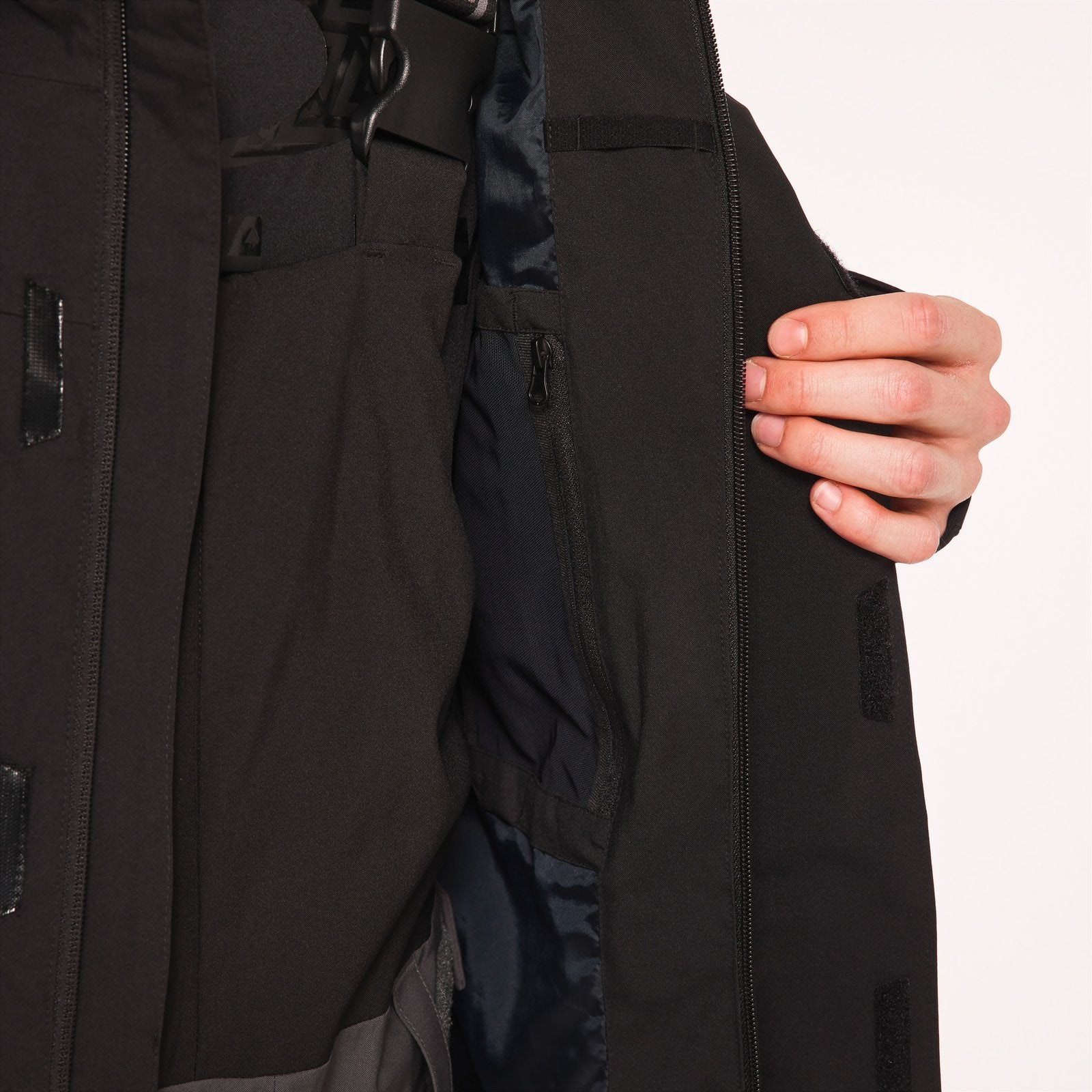 Tnp Tbt Shell Jacket Blackout - Image 12