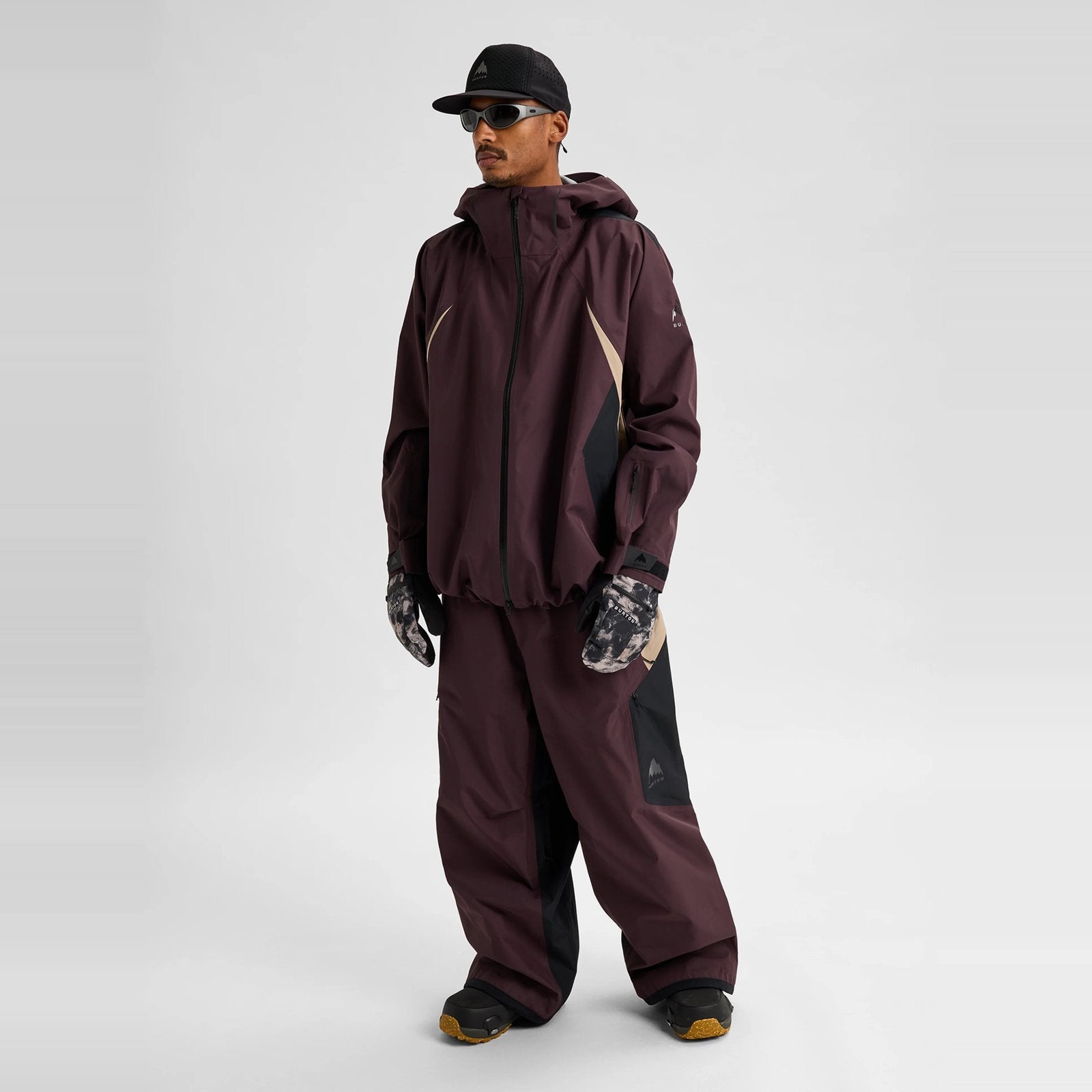 Futuretrust 3L Jacket Bear Hug Brown / True Black / Summit Taupe - Image 12