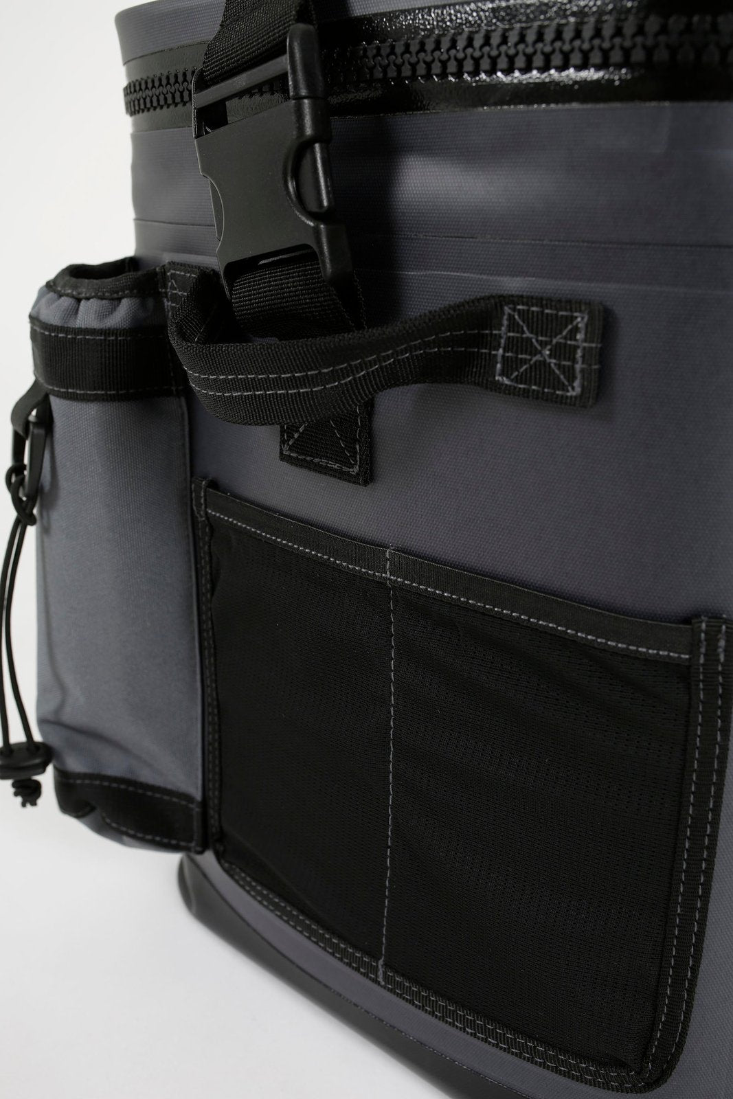 Venture Cooler Charcoal - Image 12