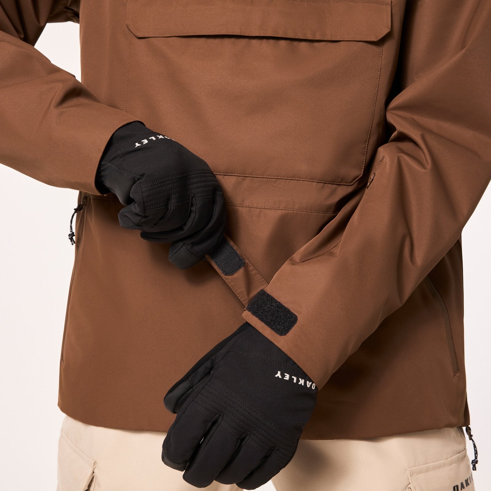 Divisional RC Shell Anorak Carafe - Image 13
