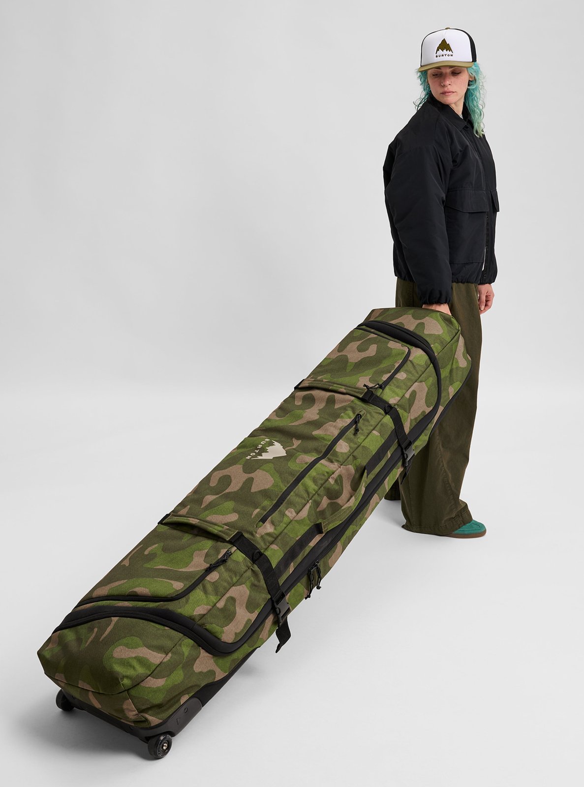 Wheelie Flight Attendant Snowboard Bag Keel Camo - Image 14