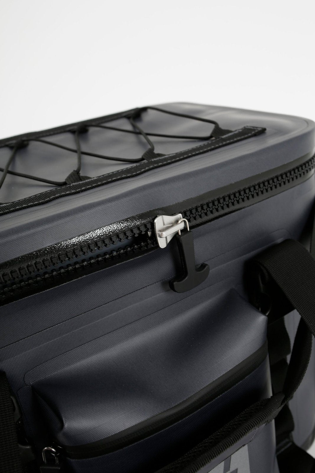 Venture Cooler Charcoal - Image 15