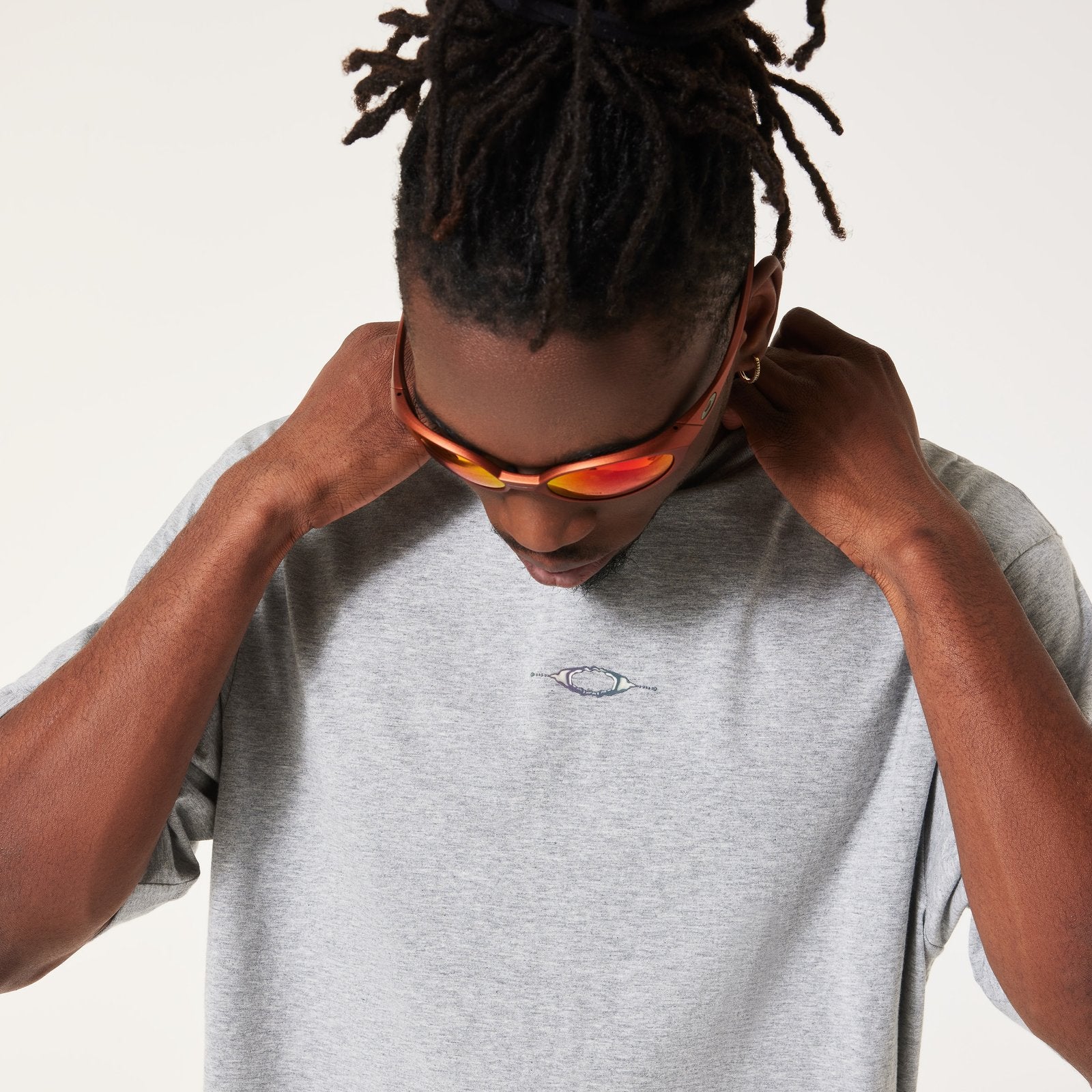 Stacked Metal Tee New Granite Heather - Image 18