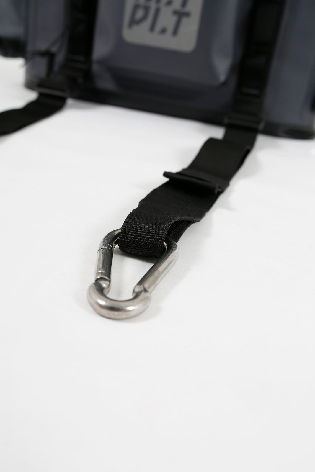 Venture Cooler Charcoal - Image 19
