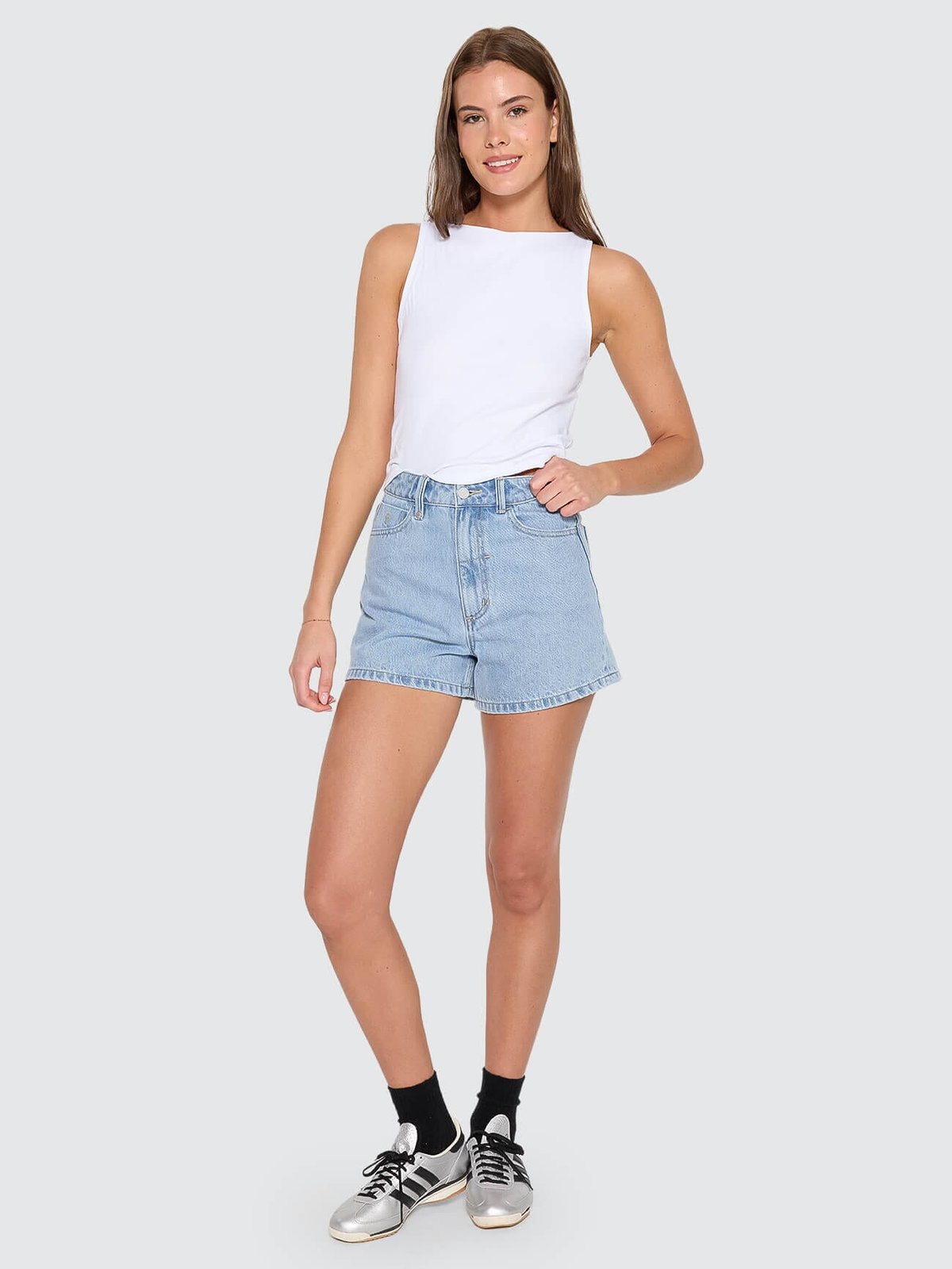 Erica Short Ageless Blue - Image 1