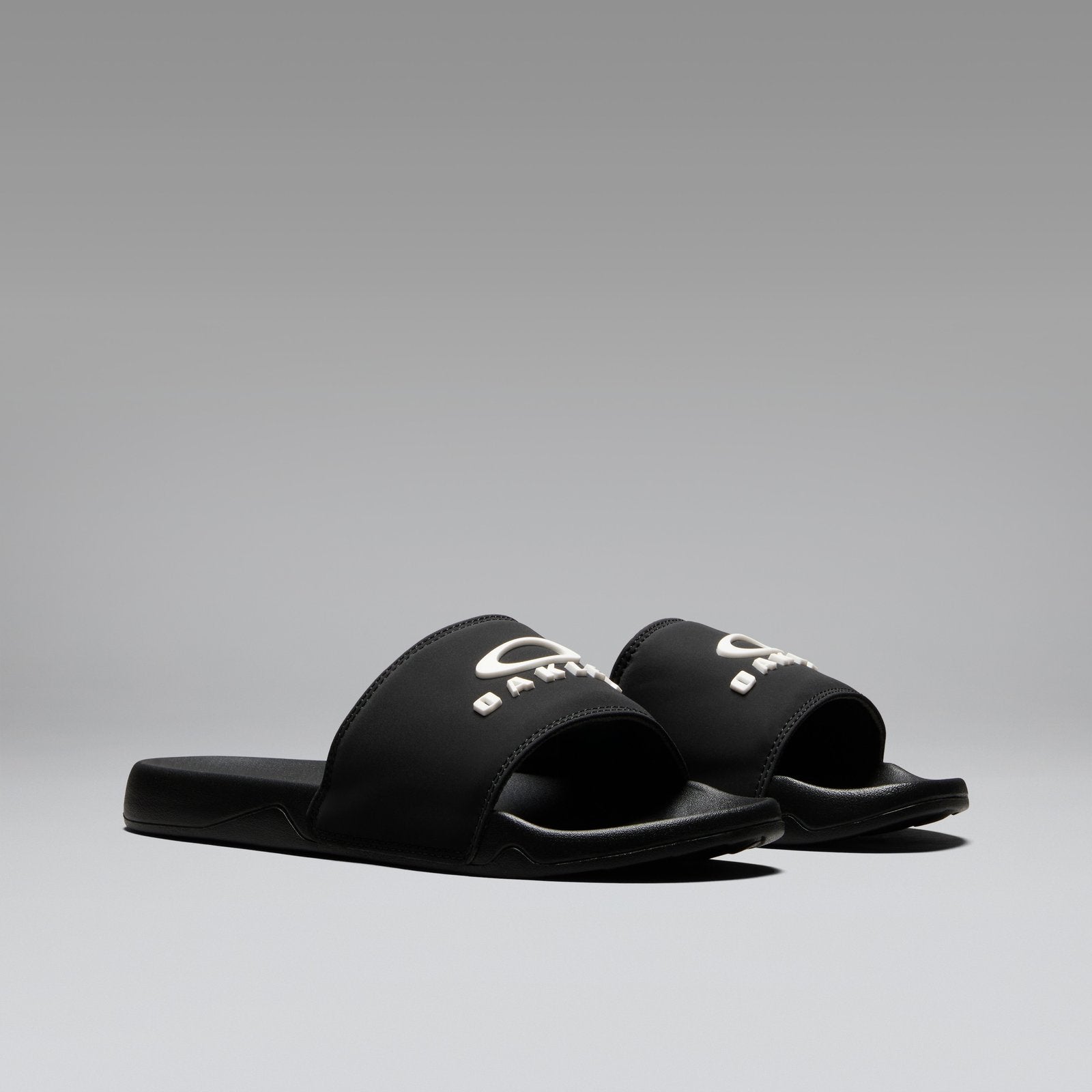 Zuma Slide Black / White - Image 2