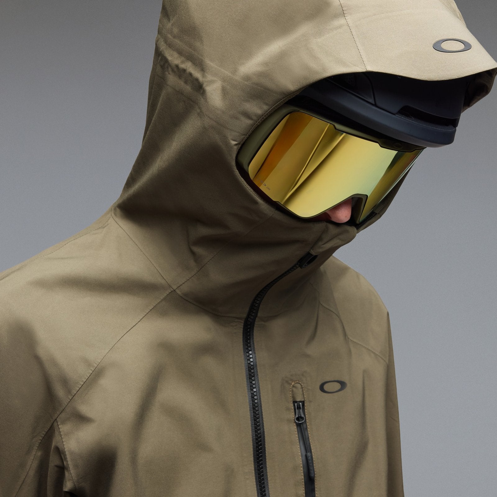Unbound Gore-Tex 2.0 Shell Snowboard Jacket Deep Olive - Image 3