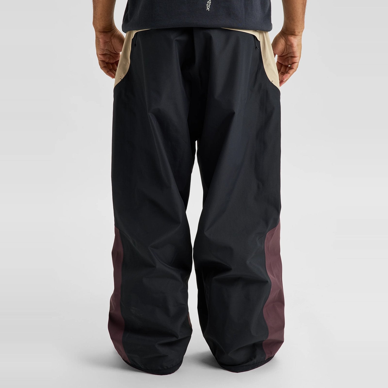 Futuretrust 3L Pants Bear Hug Brown / True Black / Summit Taupe - Image 3