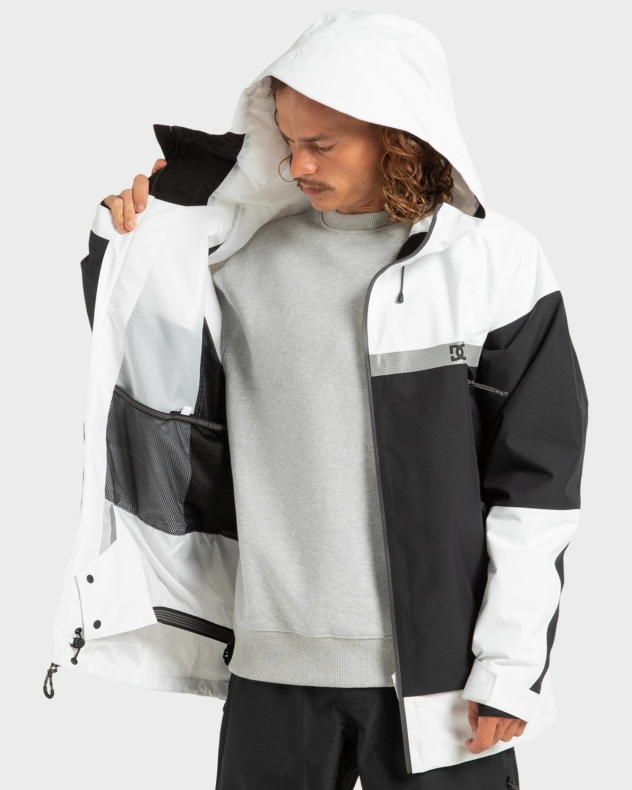 Mens Intel 30K Snow Jacket White / Black - Image 3