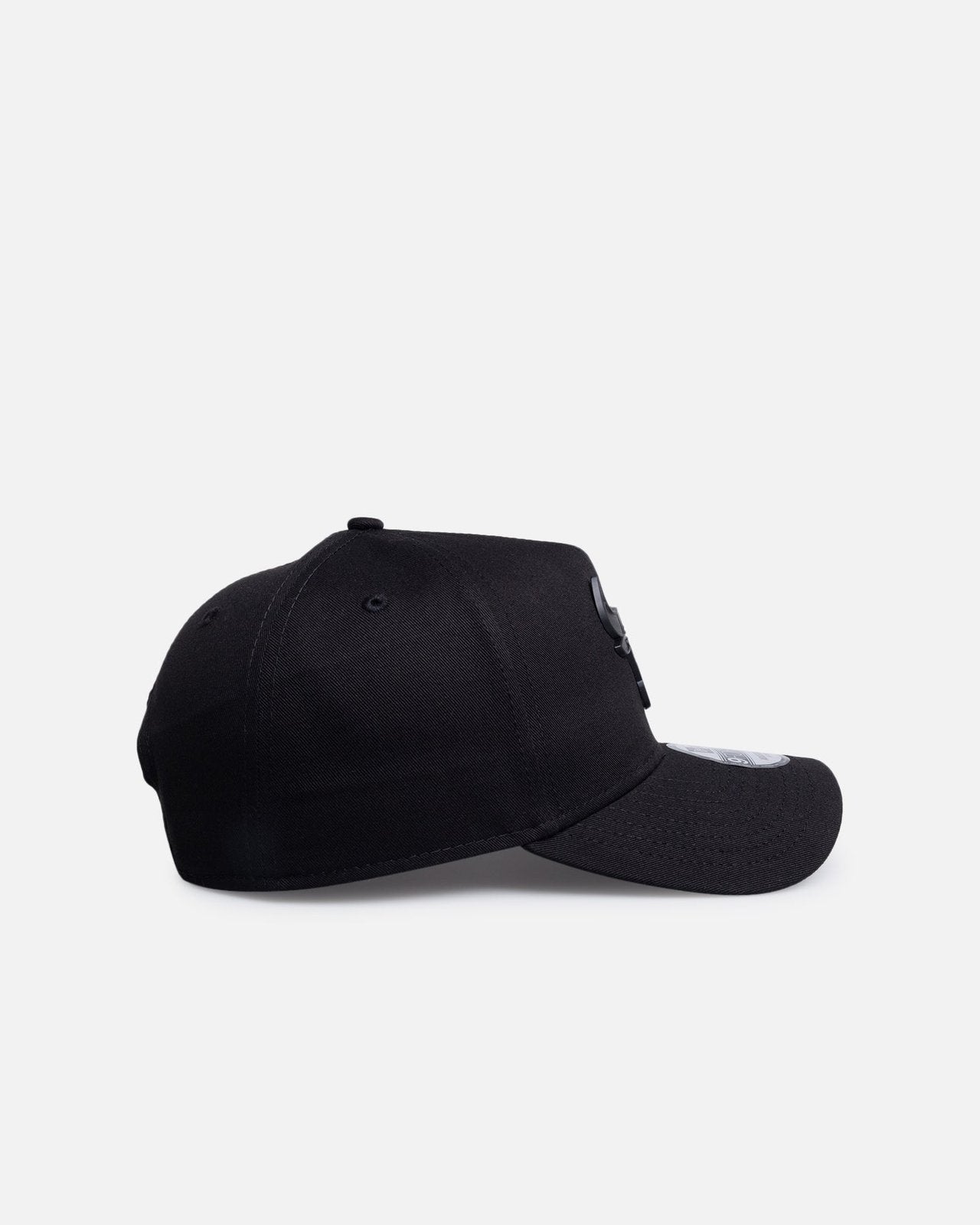 Chicago Bulls 9FORTY A-Frame Snapback - Black Metal Badge - Image 3