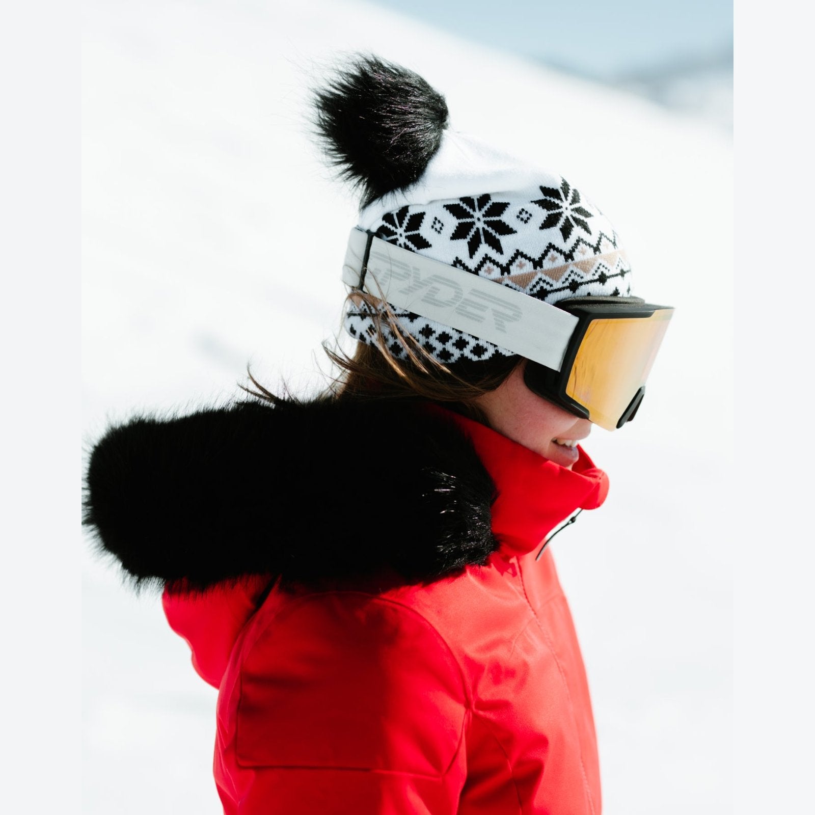 Womens Mountain Hat White - Image 4