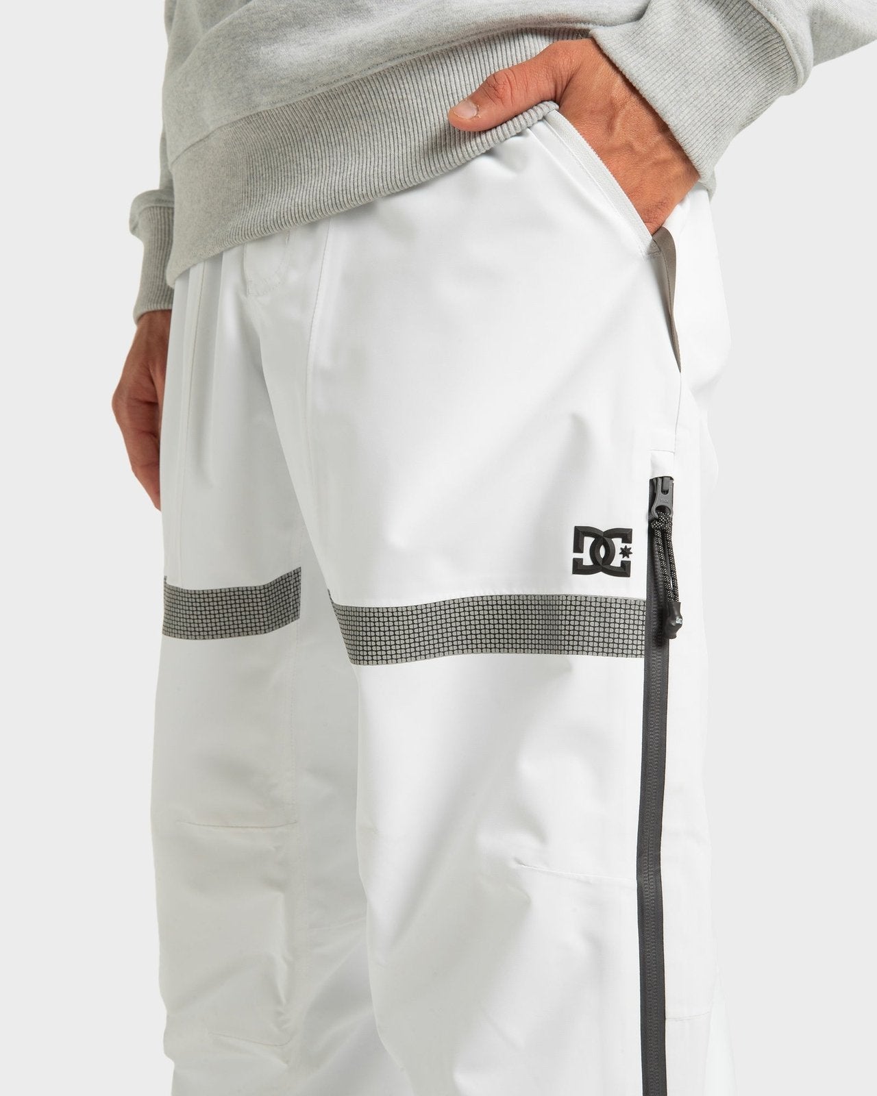 Mens Squadron 30K Snowboard Pants White - Image 4