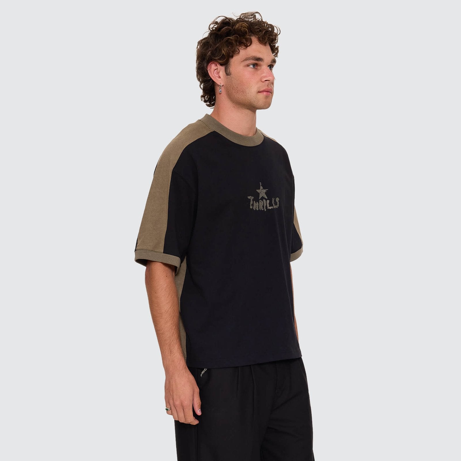 New Ways Of Living Box Crop Panel Tee Black - Image 5