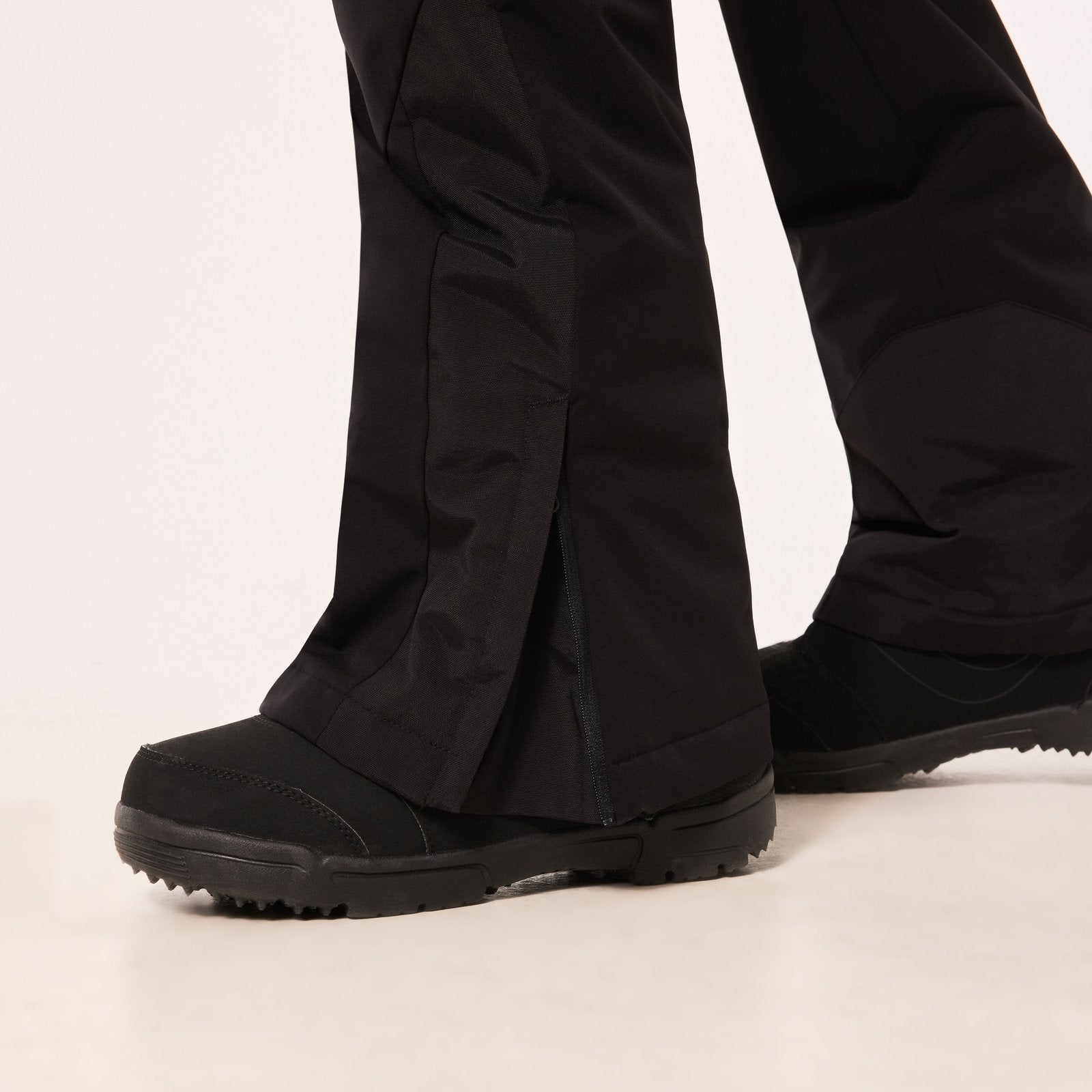 Laurel Insulated Pant Blackout - Image 5