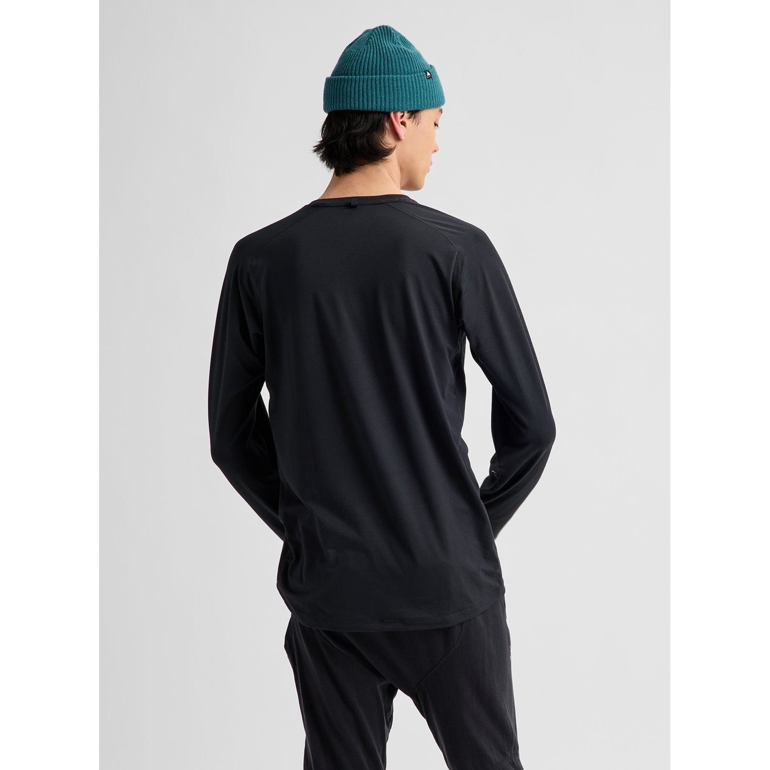 Mens Synthetic Midweight Base Layer Crew True Black - Image 5