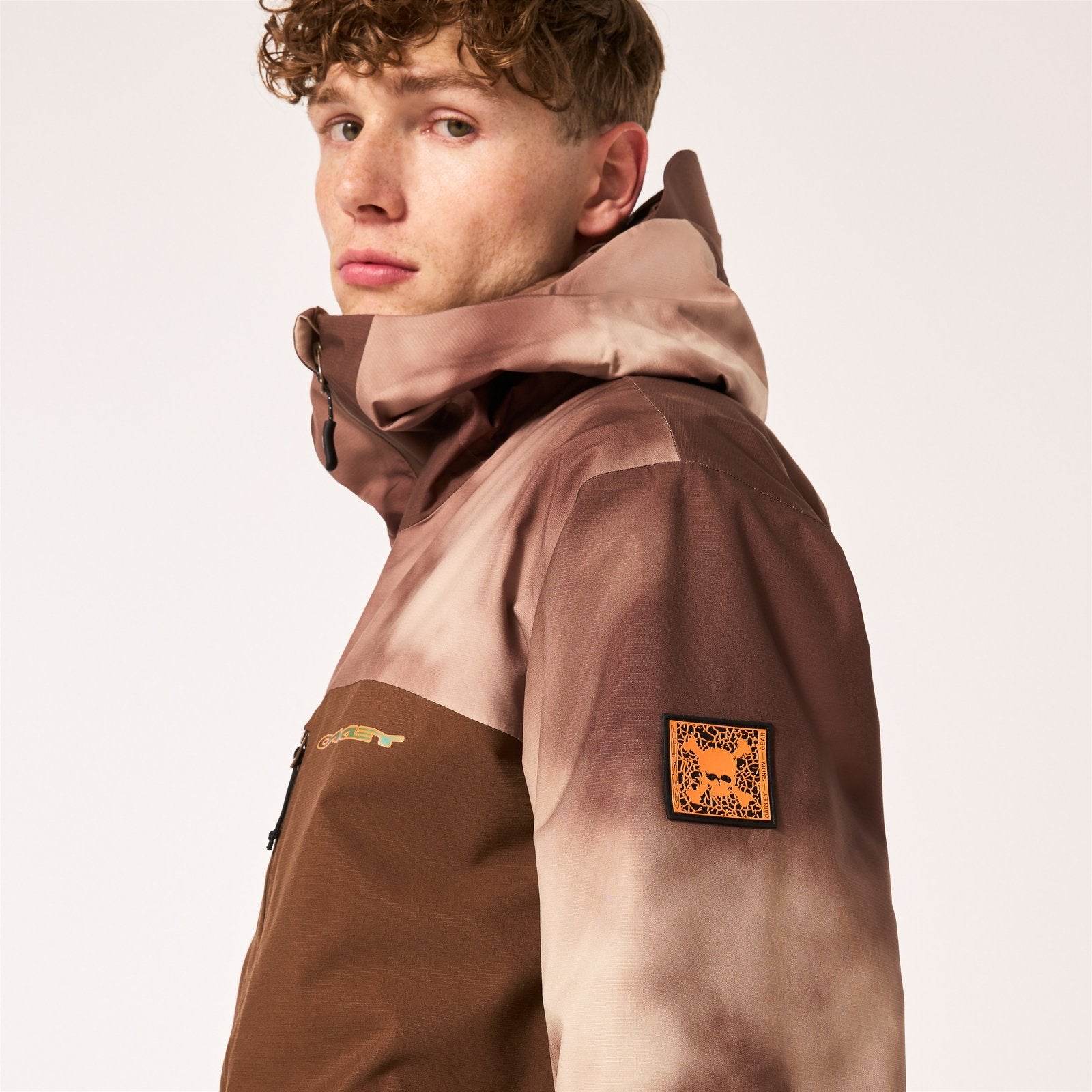 Tc Skull Reduct Shell Jacket Carafe / Brown Clouds Print - Image 5