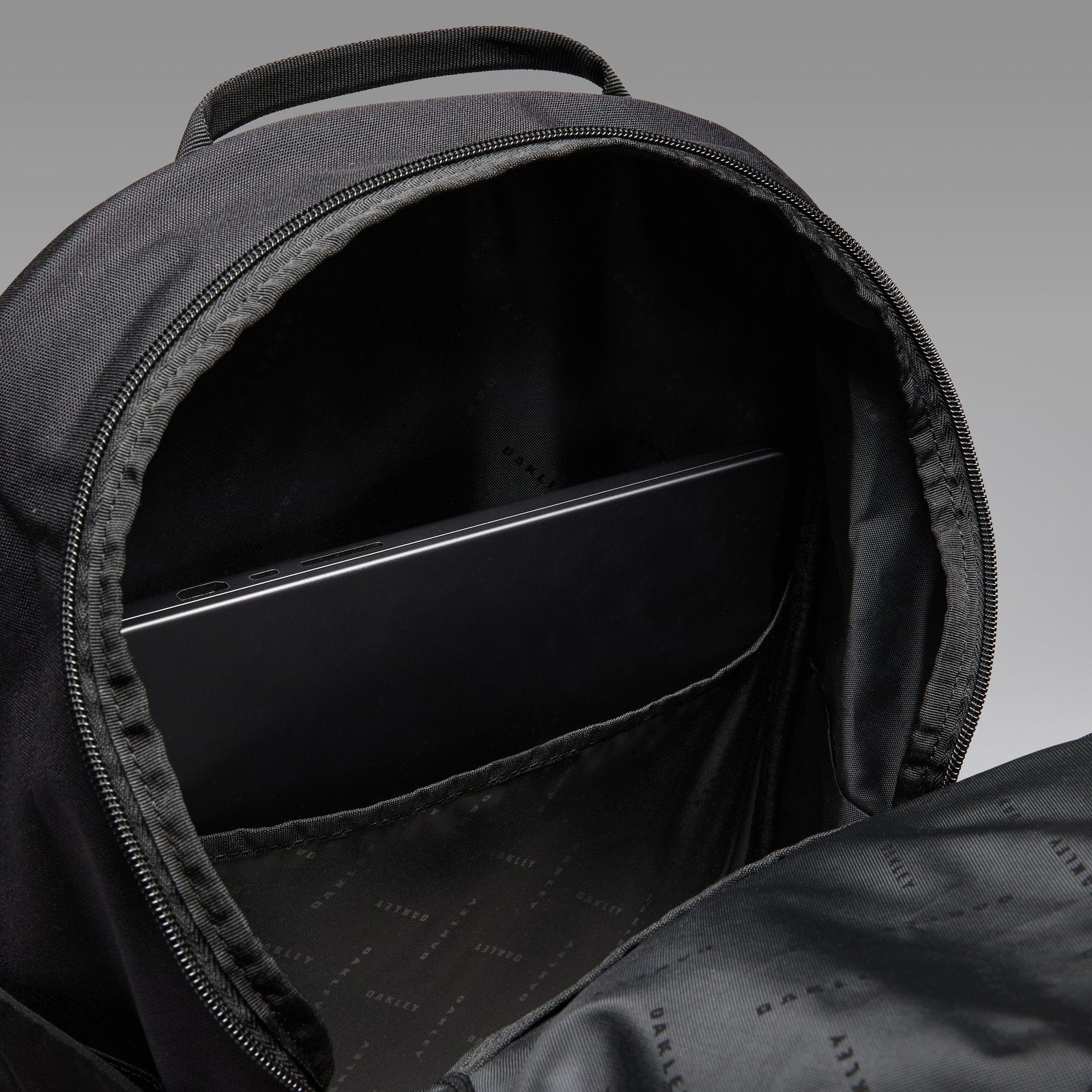 Enduro 20L Backpack Pitch Black - Image 6